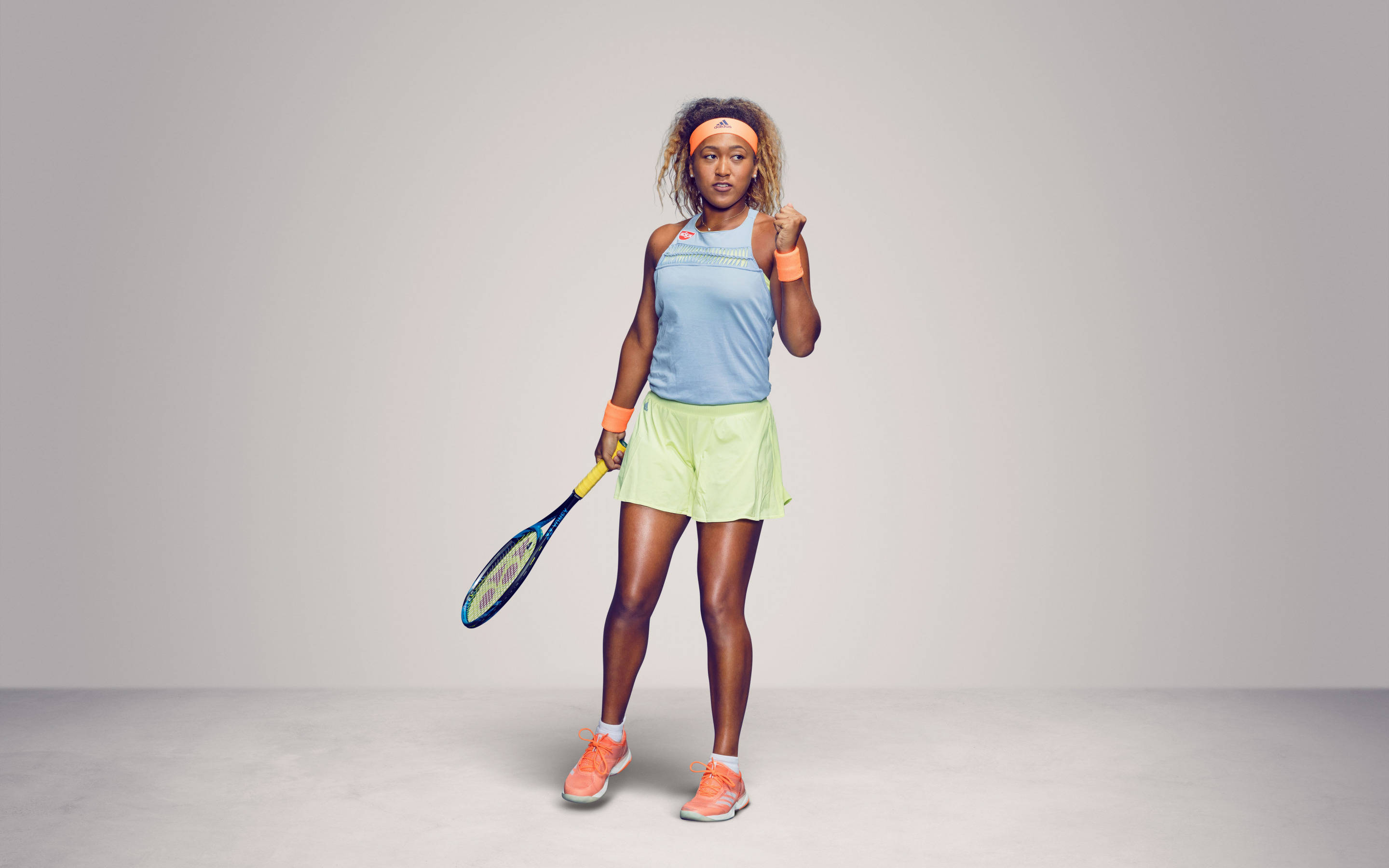 Naomi Osaka, light blue top, neon green skirt, 2K Desktop Wallpaper