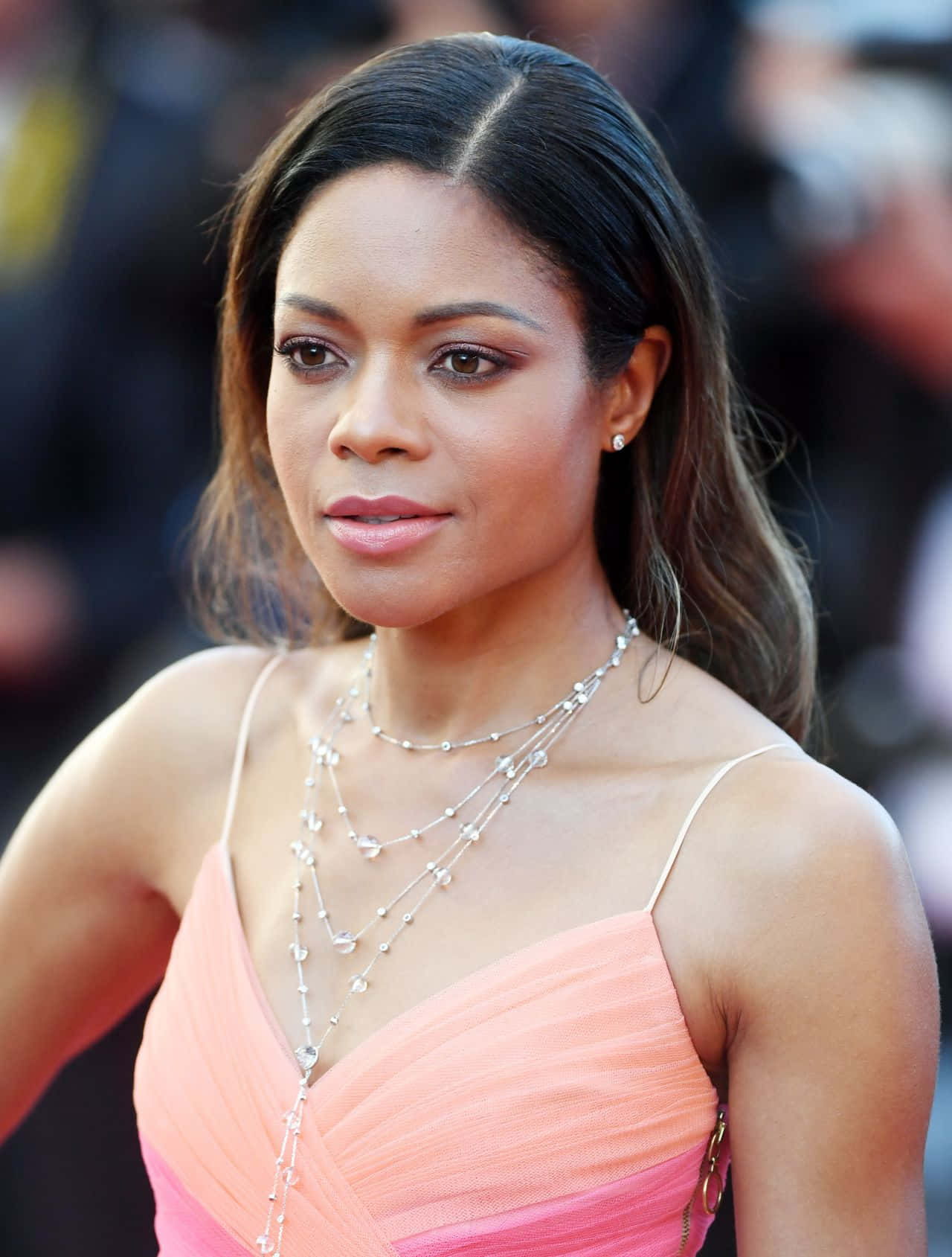 Naomie Harris, gradient pink gown, layered silver jewelry, HD Phone Wallpaper