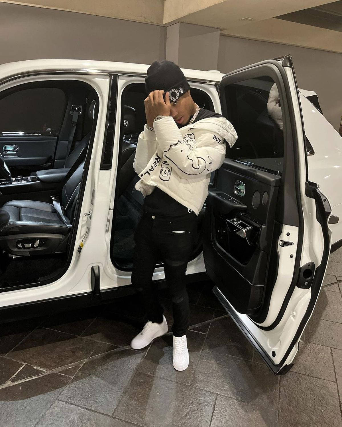 Nardo Wick, white graphic jacket, black beanie, HD Phone Wallpaper
