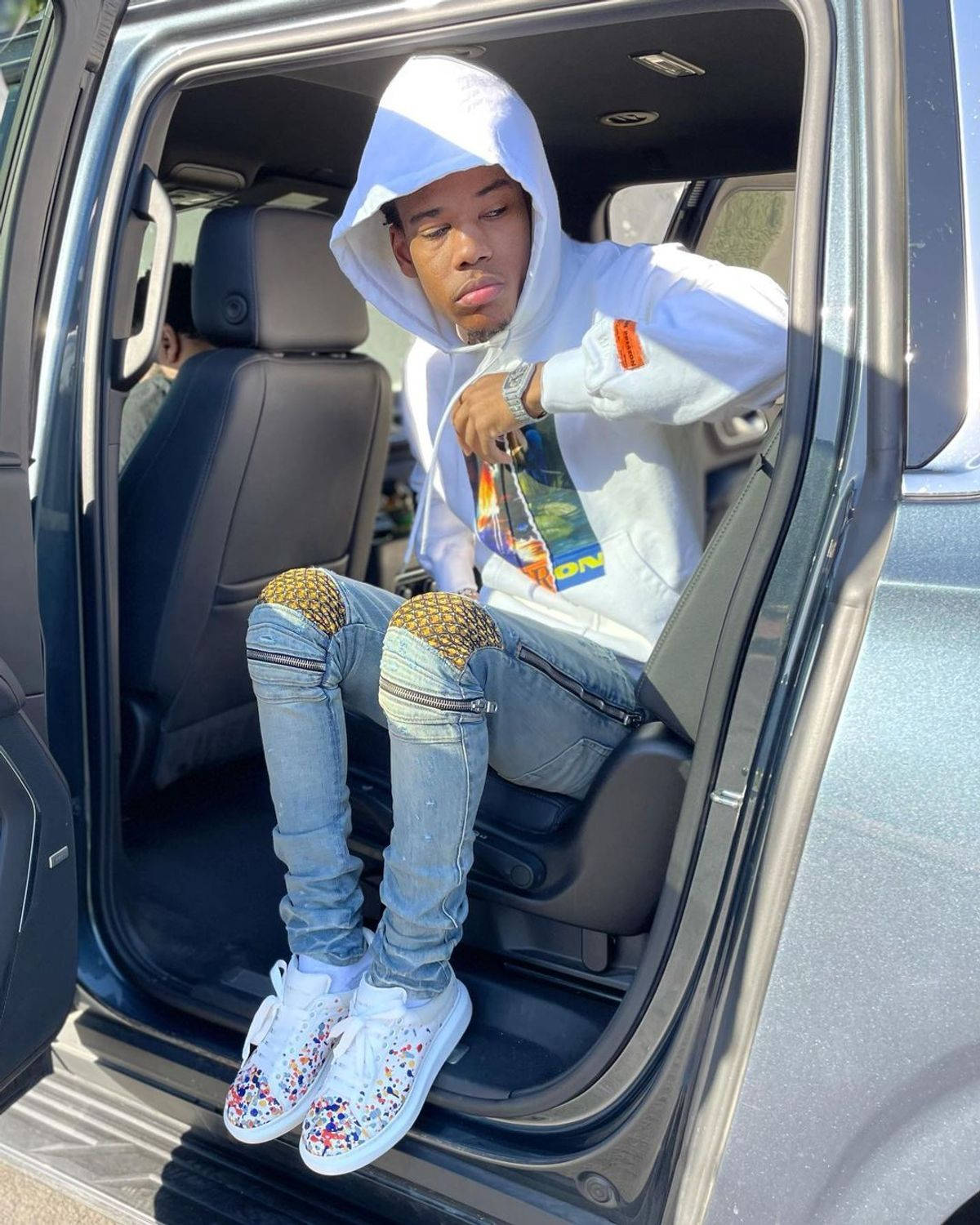 Nardo Wick, silver SUV, white hoodie, HD Phone Wallpaper