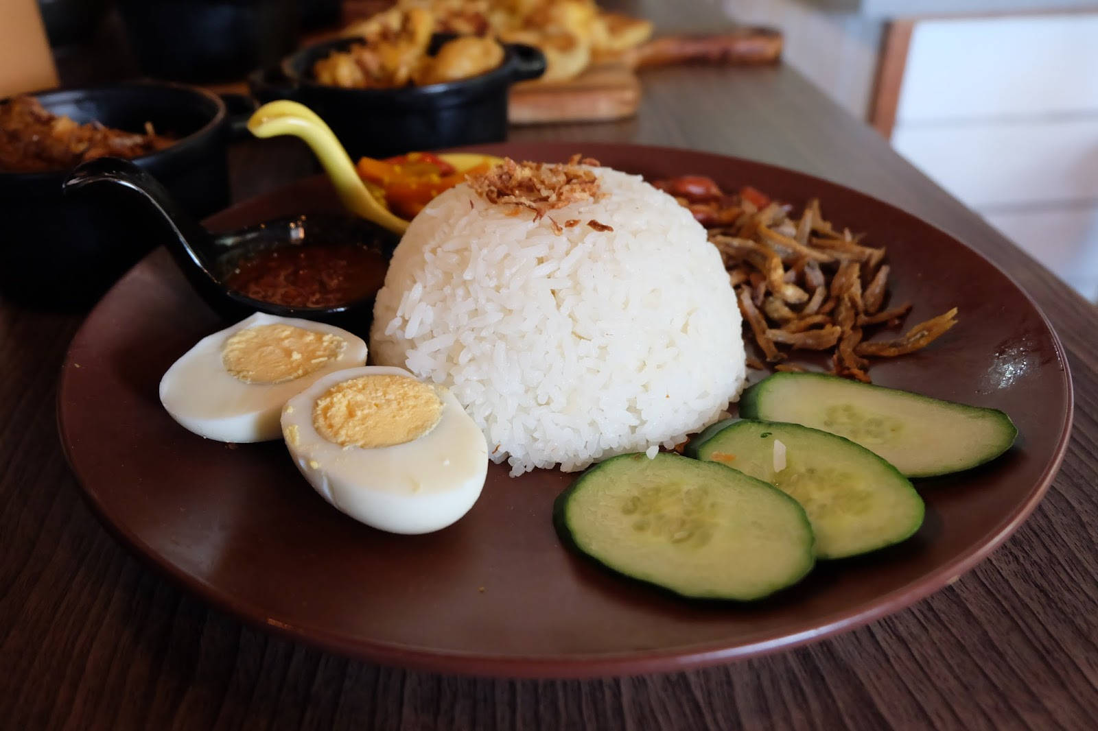 Nasi Lemak, fluffy white rice, crispy fried shallots, HD Desktop Wallpaper
