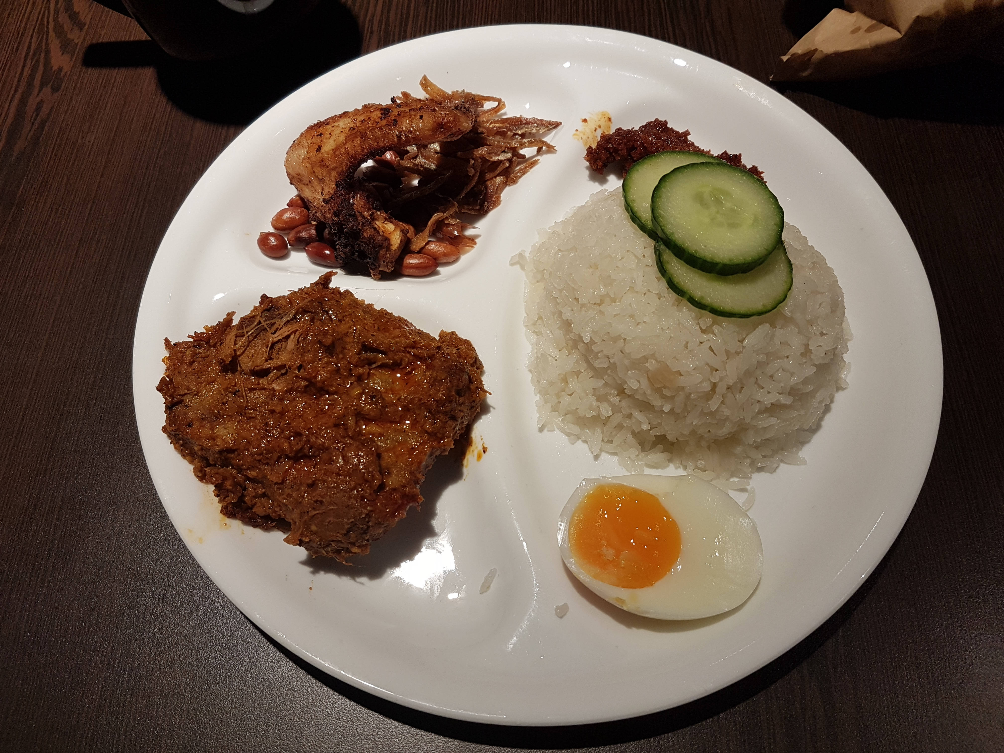 Nasi Lemak, white plate, mound of rice, 4K Desktop Wallpaper