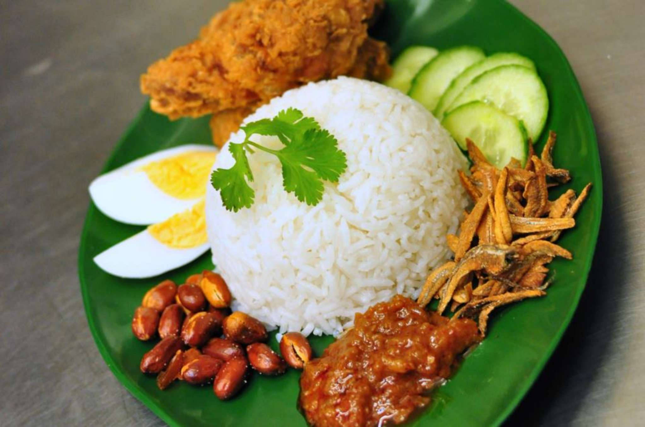 nasi lemak, green leaf, fried chicken, Full HD Desktop Wallpaper