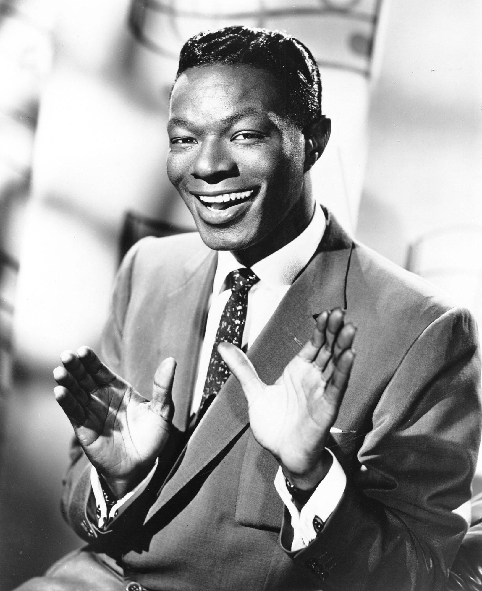 Nat King Cole, studio portrait, suit, Full HD Phone Wallpaper