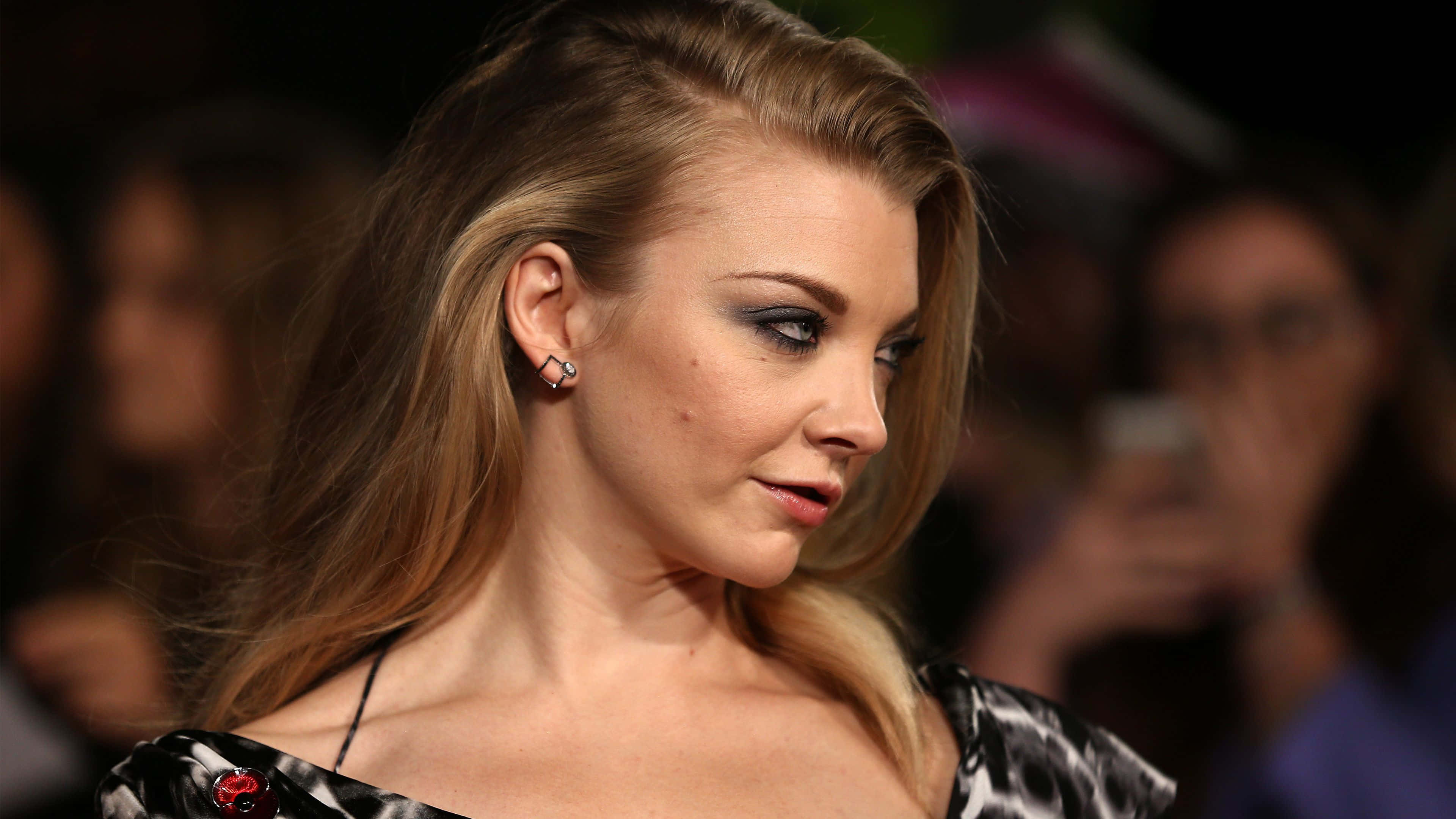 Natalie Dormer, smoky eye makeup, black patterned dress, 4K Desktop Wallpaper