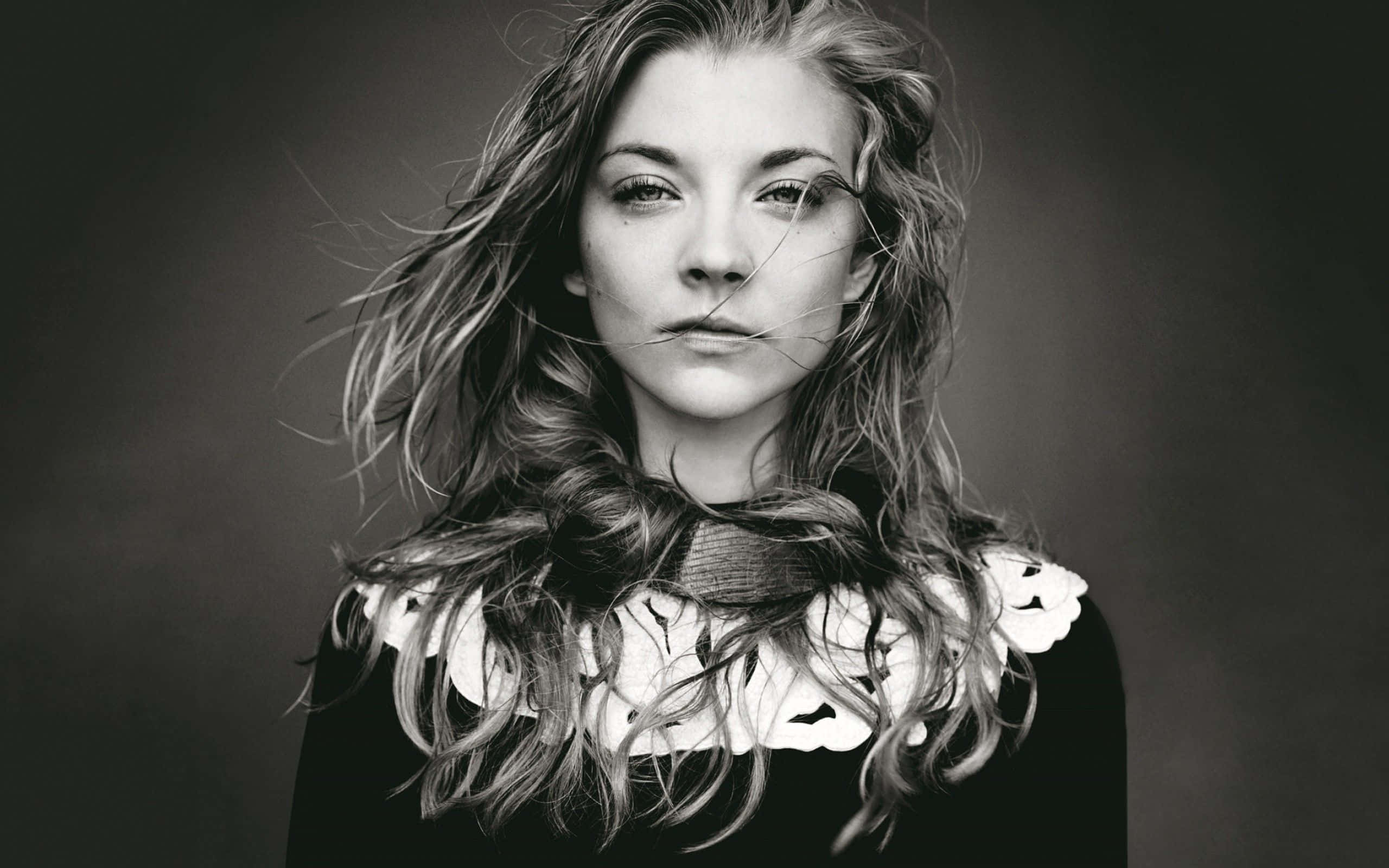 Natalie Dormer, black and white portrait, windswept hair, 2K Desktop Wallpaper