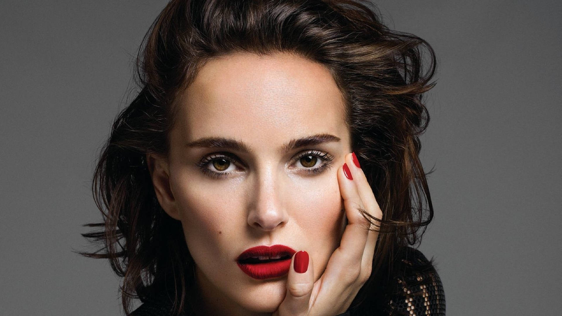 Natalie Portman, bold red lips, manicured nails, Full HD Desktop Wallpaper
