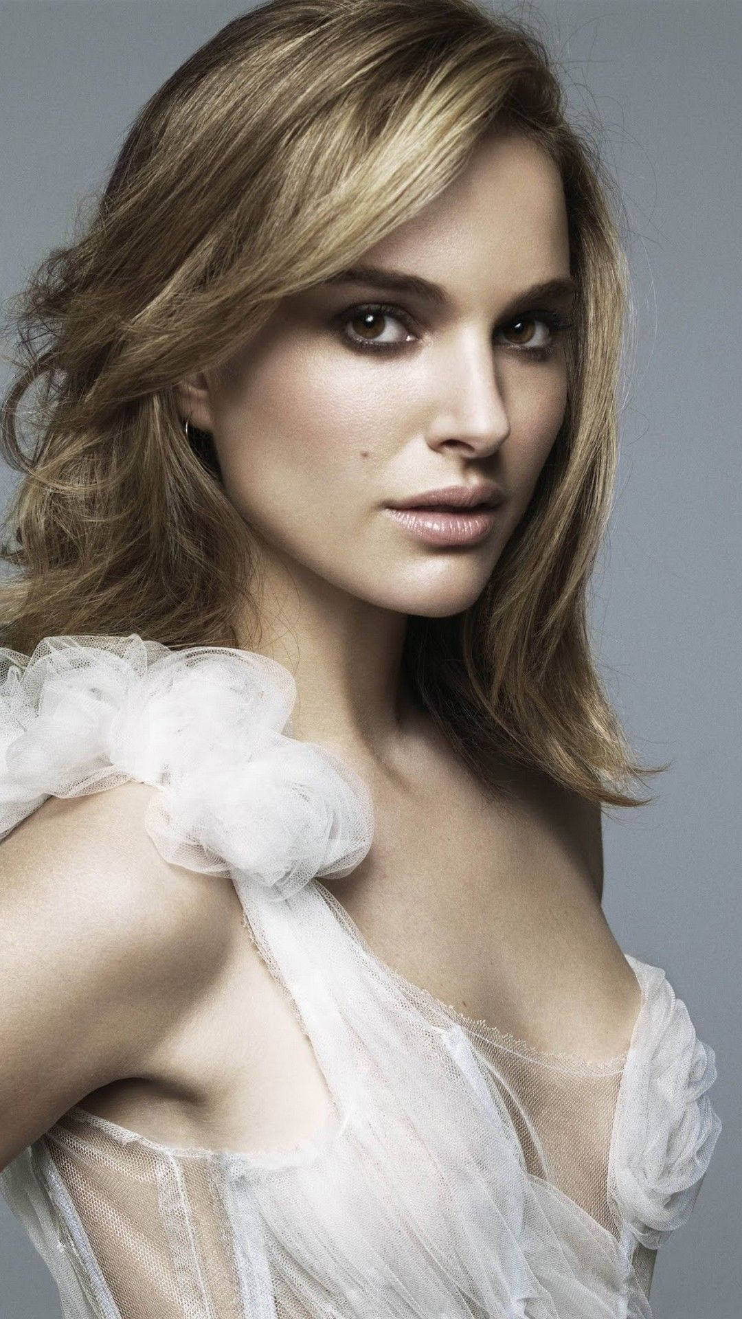 Natalie Portman, white lace dress, wavy blonde hair, Full HD Phone Wallpaper