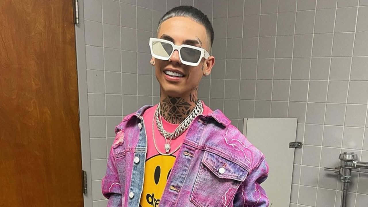 Natanael Cano, pink denim jacket, white sunglasses, HD Desktop Wallpaper