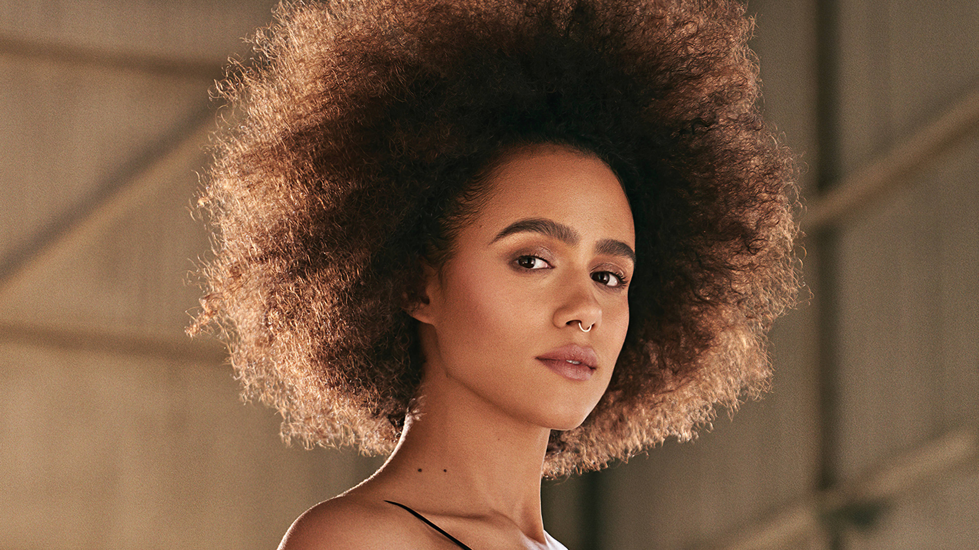 Nathalie Emmanuel, afro hairstyle, voluminous curly afro, 4K Desktop Wallpaper