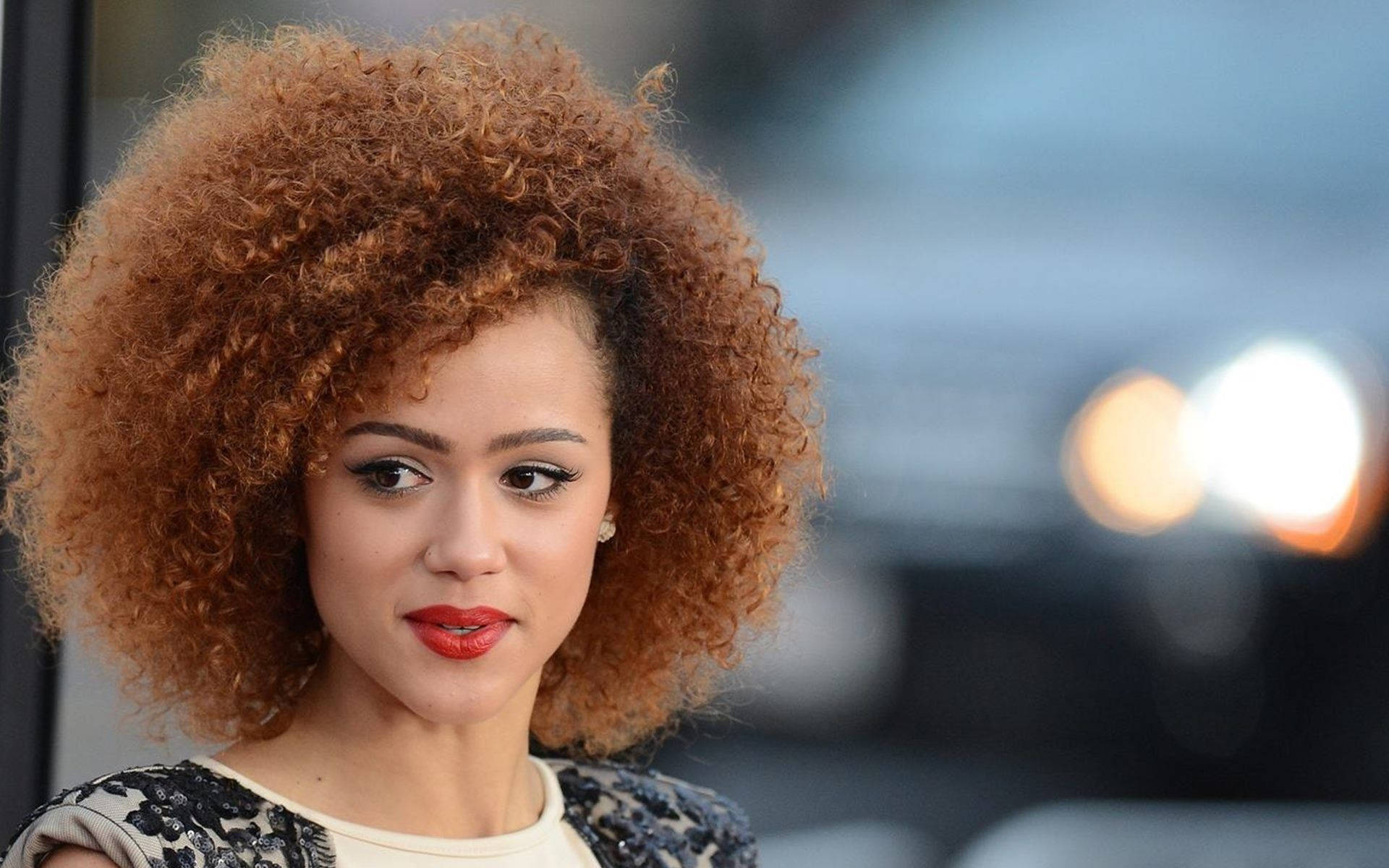Nathalie Emmanuel, caramel curls, bold red lips, Full HD Desktop Wallpaper