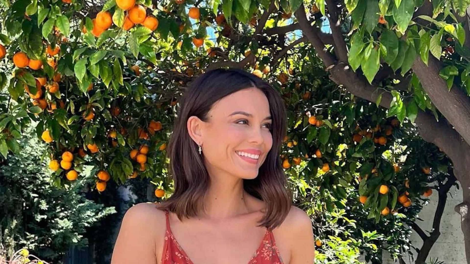 Nathalie Kelley, red top, orange tree, Full HD Desktop Wallpaper