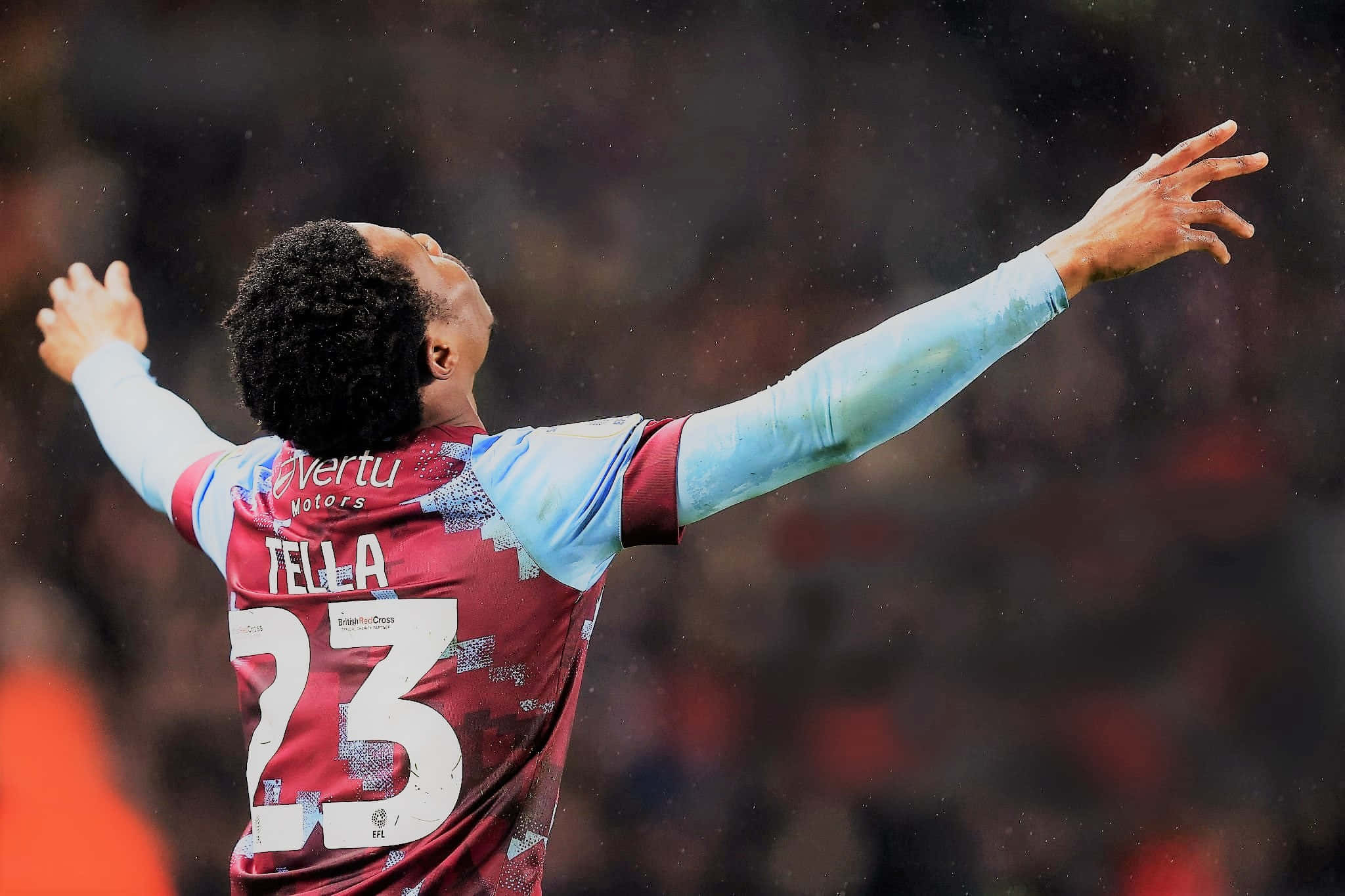 Nathan Tella, claret and blue jersey, rain, Full HD Desktop Wallpaper