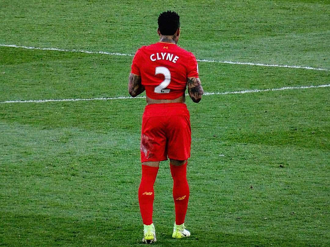 Nathaniel Clyne, red jersey, number 2, SD Desktop Wallpaper