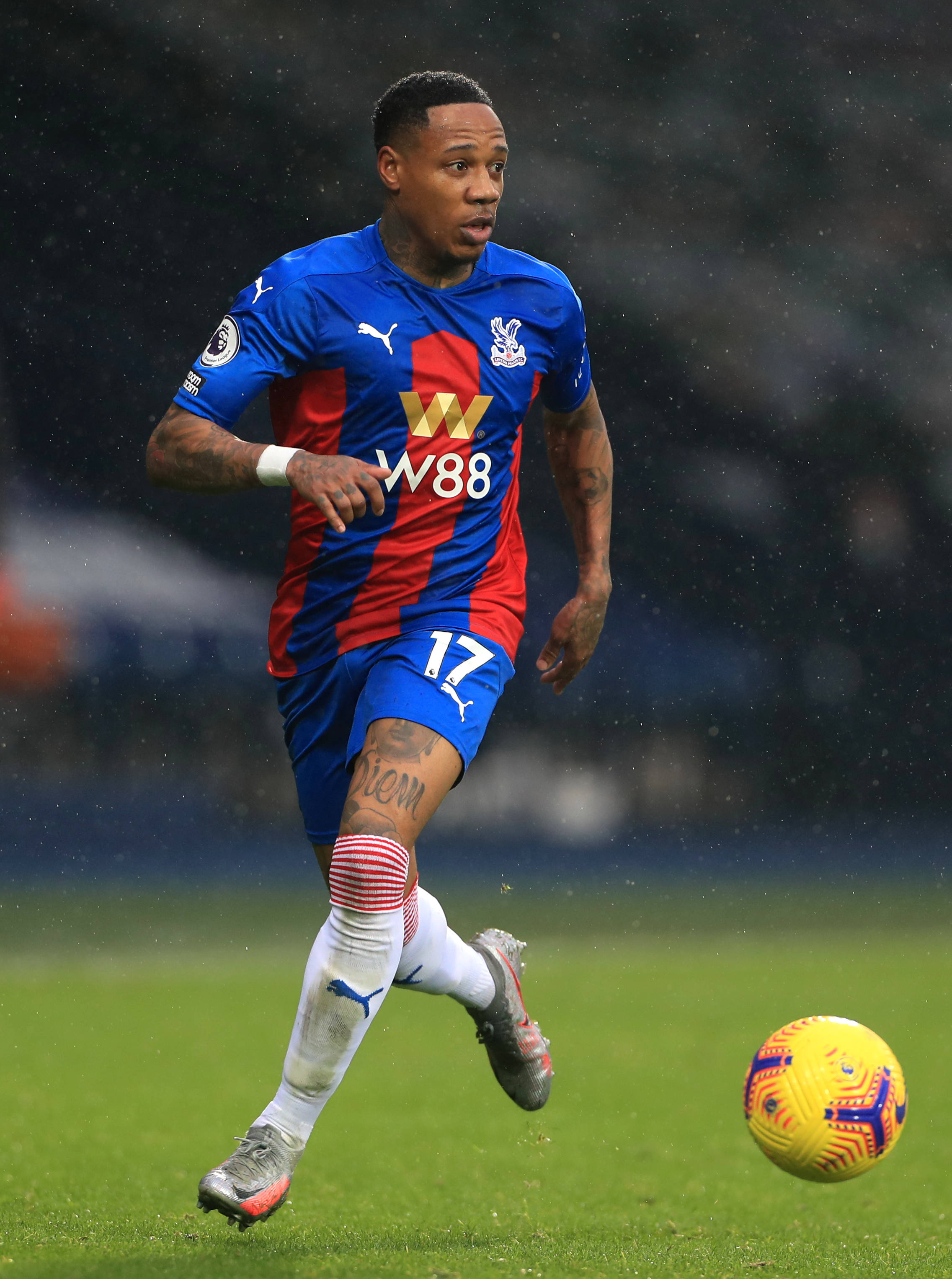 Nathaniel Clyne, red and blue jersey, blue and red striped jersey, 2K Phone Wallpaper