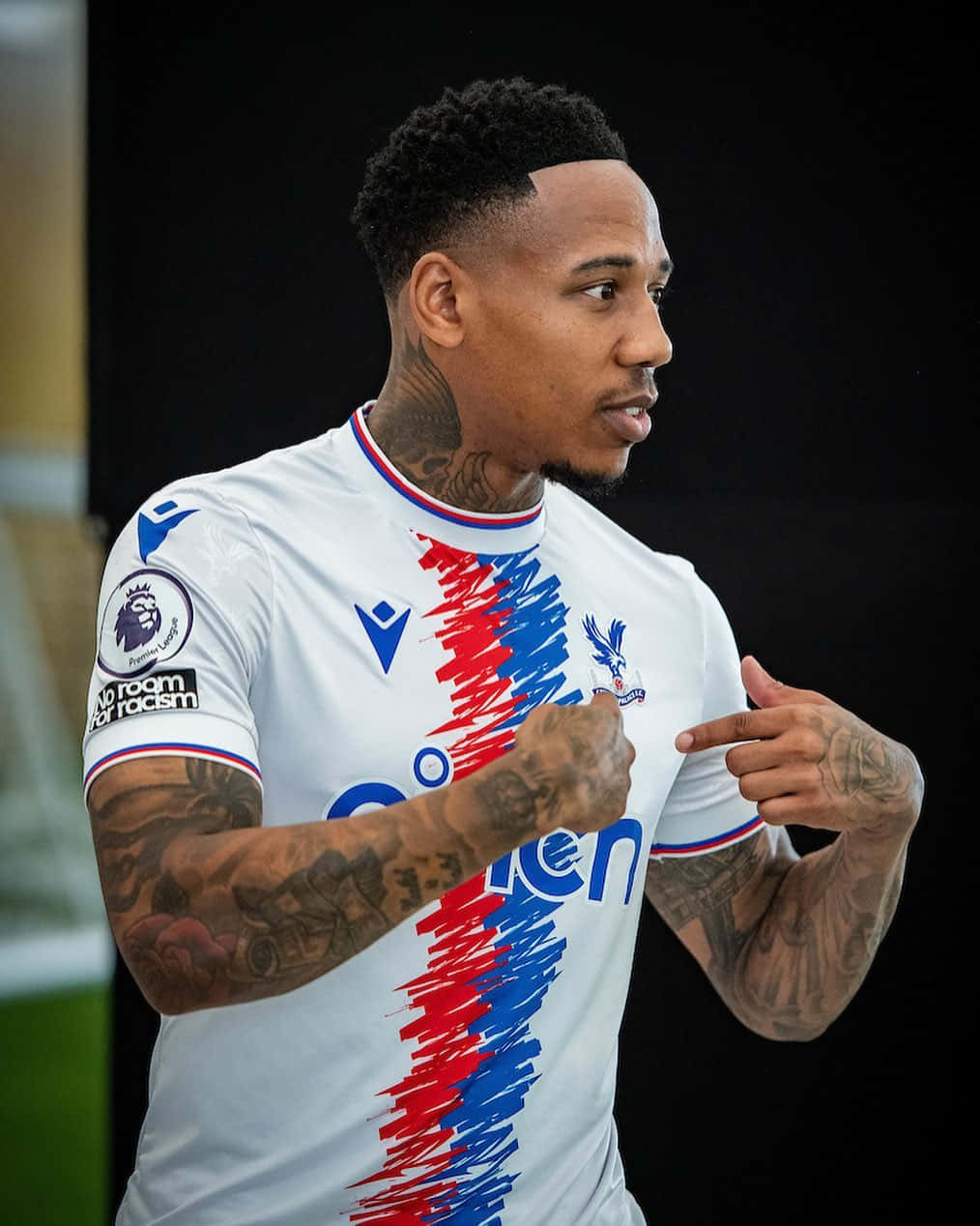 Nathaniel Clyne, white jersey, red and blue stripes, SD Phone Wallpaper