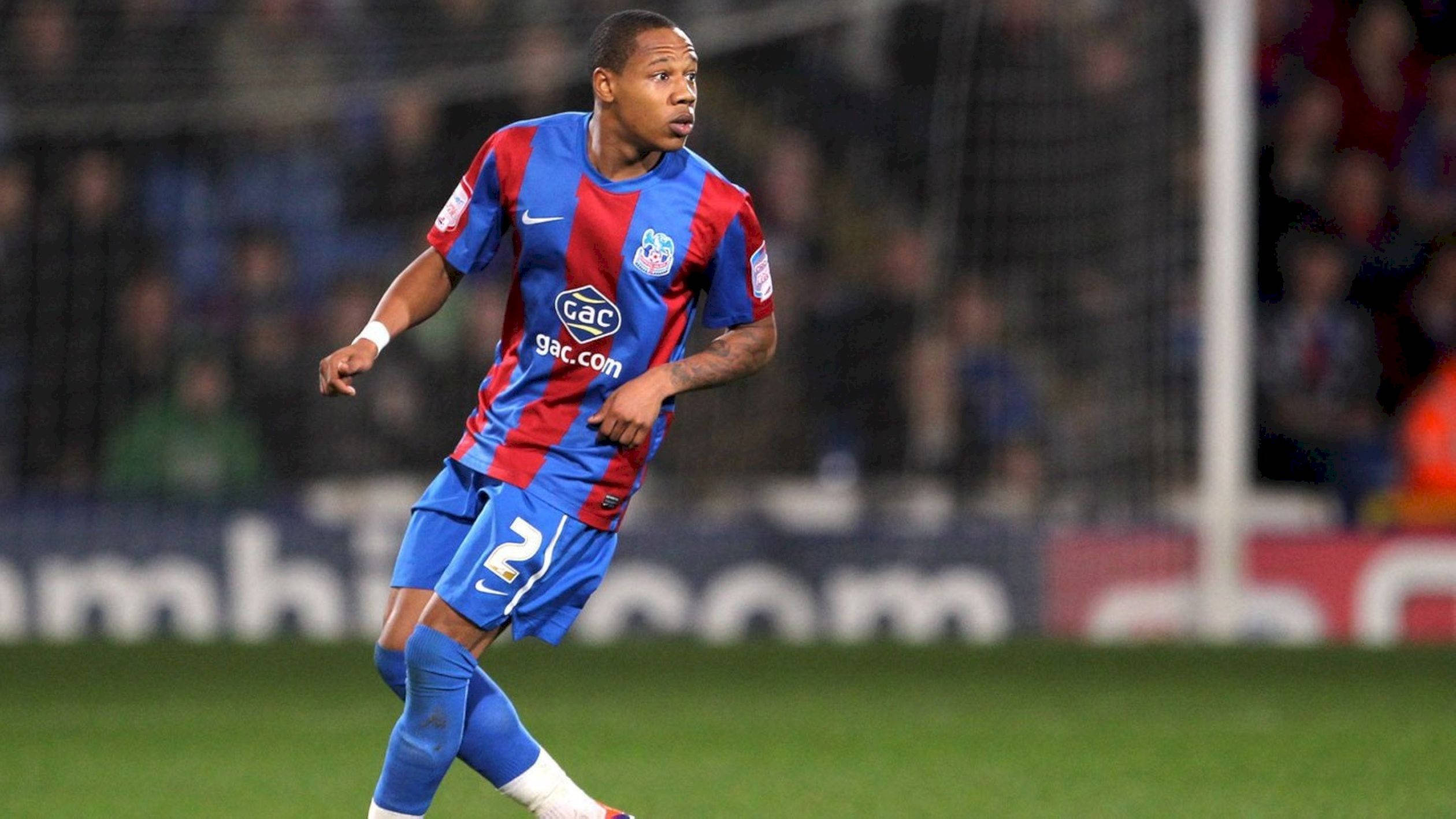 Nathaniel Clyne, blue and red striped jersey, green pitch, Full HD Desktop Wallpaper