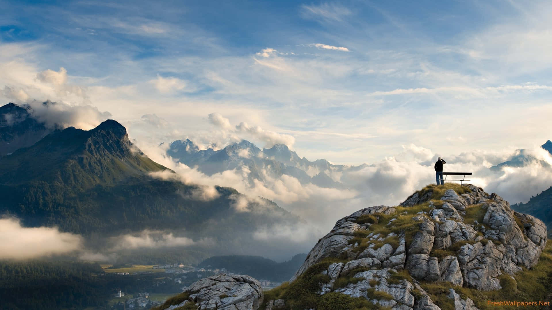 National Geographic Desktop, cloudy, rocky mountain peak, Full HD Desktop Wallpaper