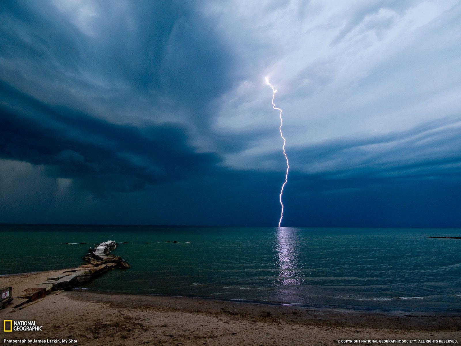 National Geographic, lightning, beach, HD Desktop Wallpaper