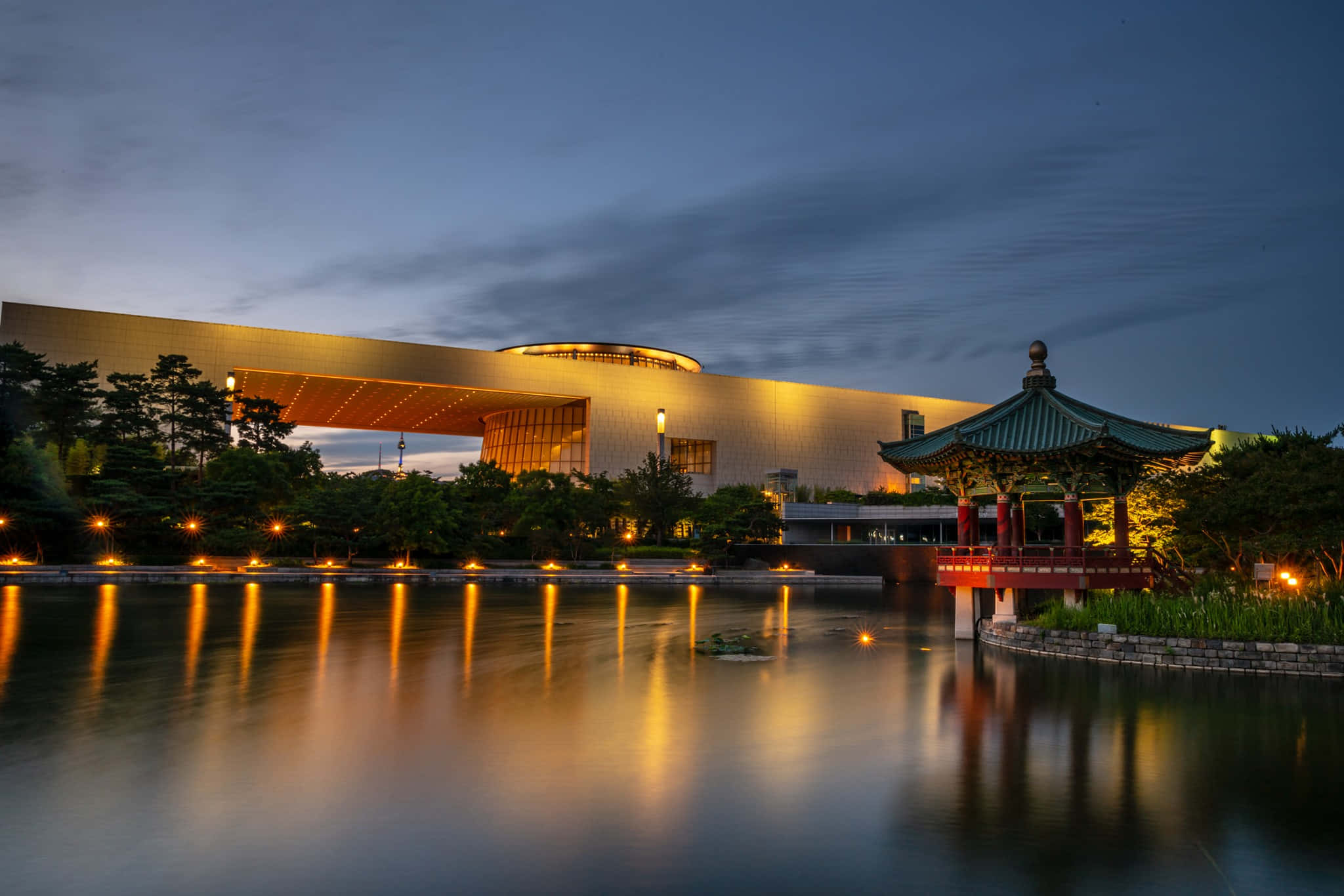 National Museum Of Korea, twilight skies, modern golden building, Full HD Desktop Wallpaper