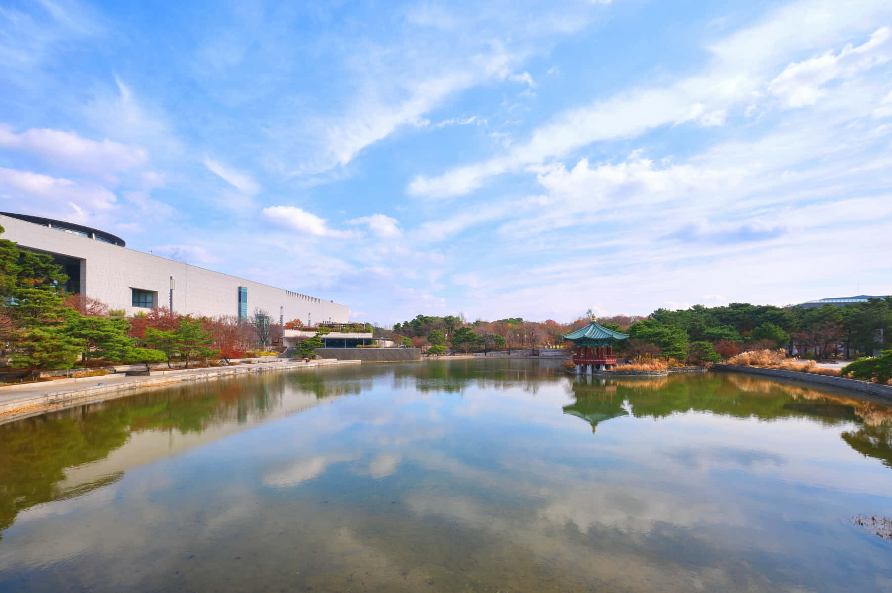 National Museum Of Korea, pond, blue sky, HD Desktop Wallpaper