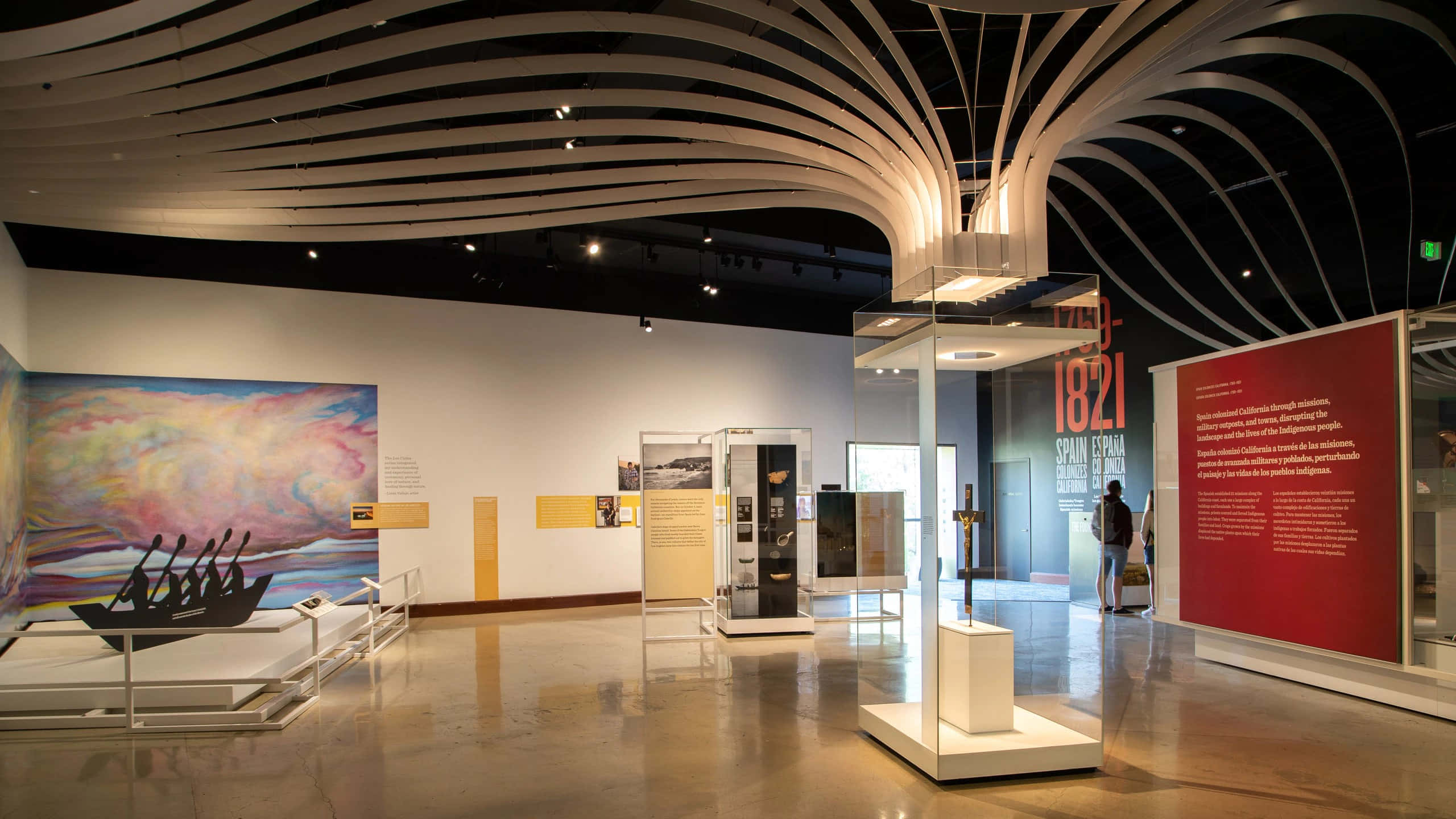 Natural History Museum Of Los Angeles, exhibit hall, curved wooden ceiling beams, 2K Desktop Wallpaper