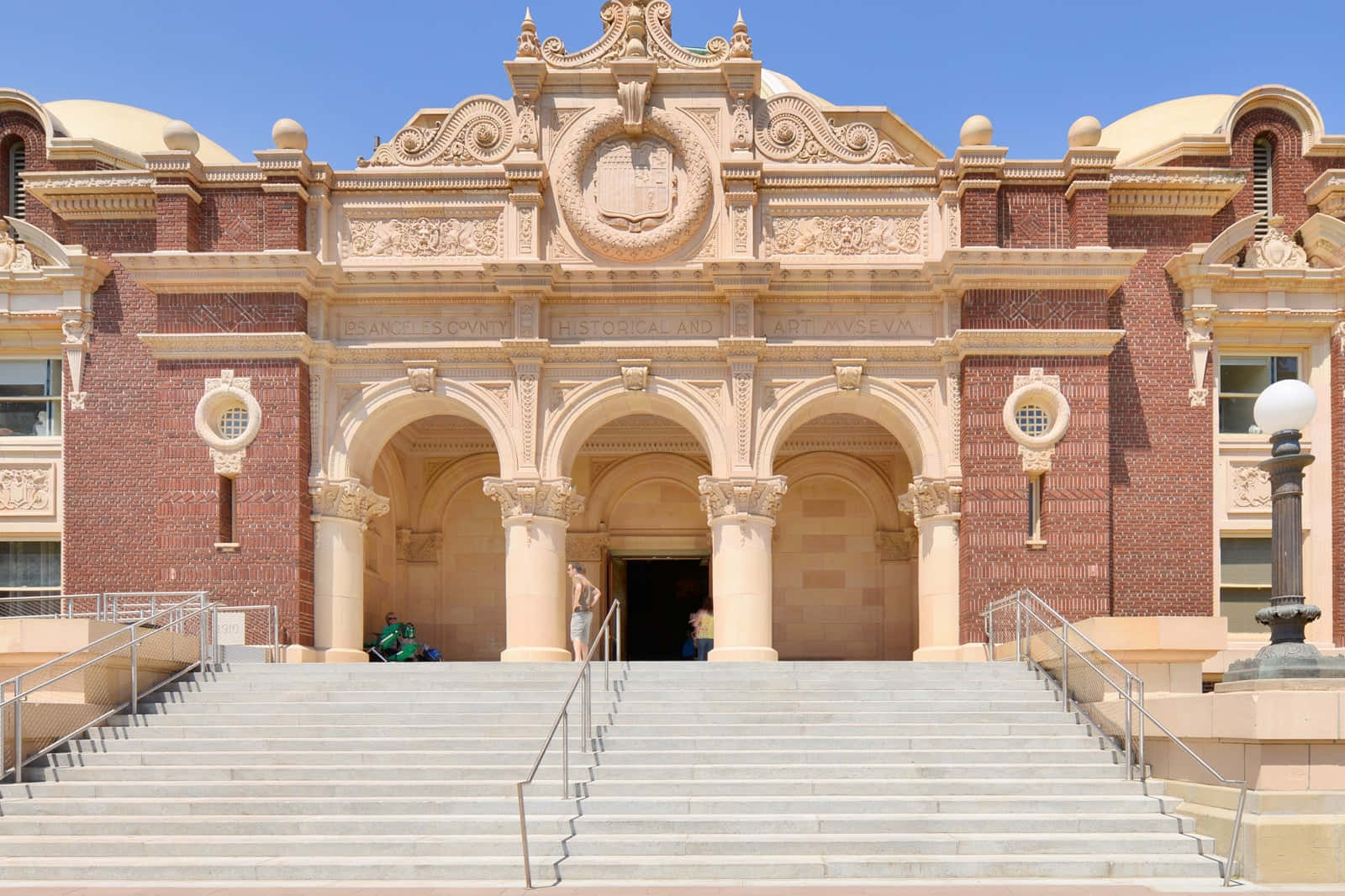 Natural History Museum Los Angeles, ornate stone carvings, wide staircase, HD Desktop Wallpaper