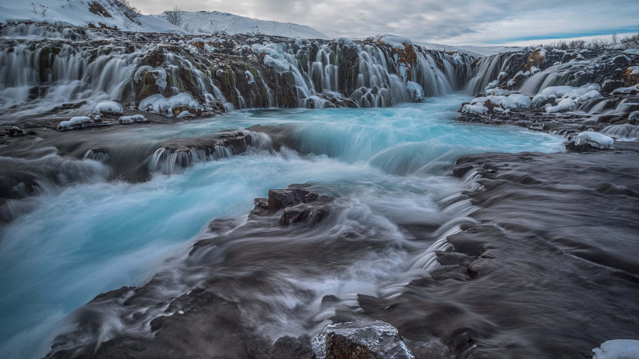 Natural Resources, frozen waterfall, rocky terrain, 2K Desktop Wallpaper