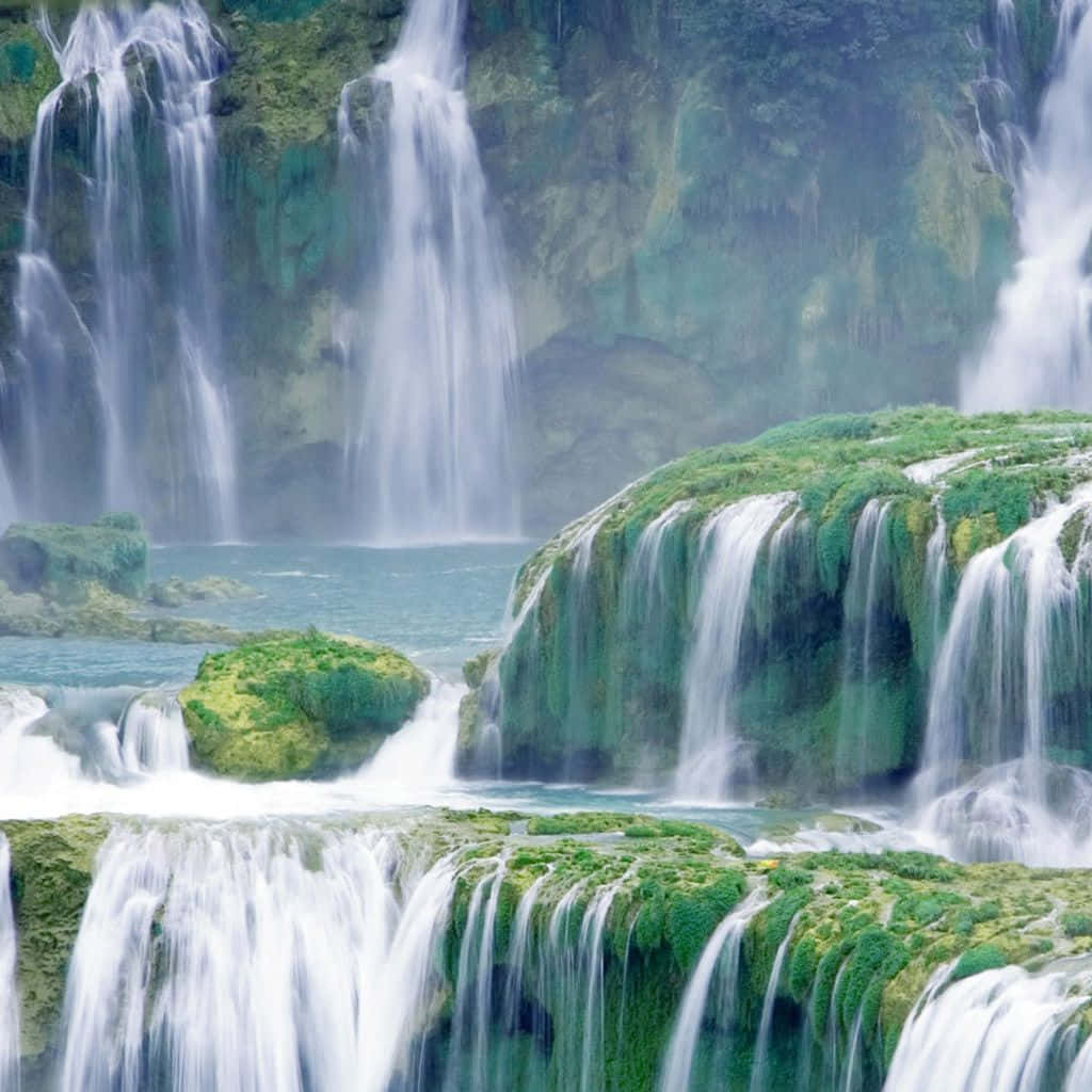 Nature iPad, waterfalls, mossy green cliffs, SD Desktop Wallpaper