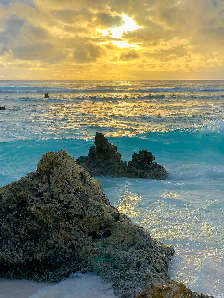 Nauru, Golden sunset, Turquoise waves, SD Phone Wallpaper