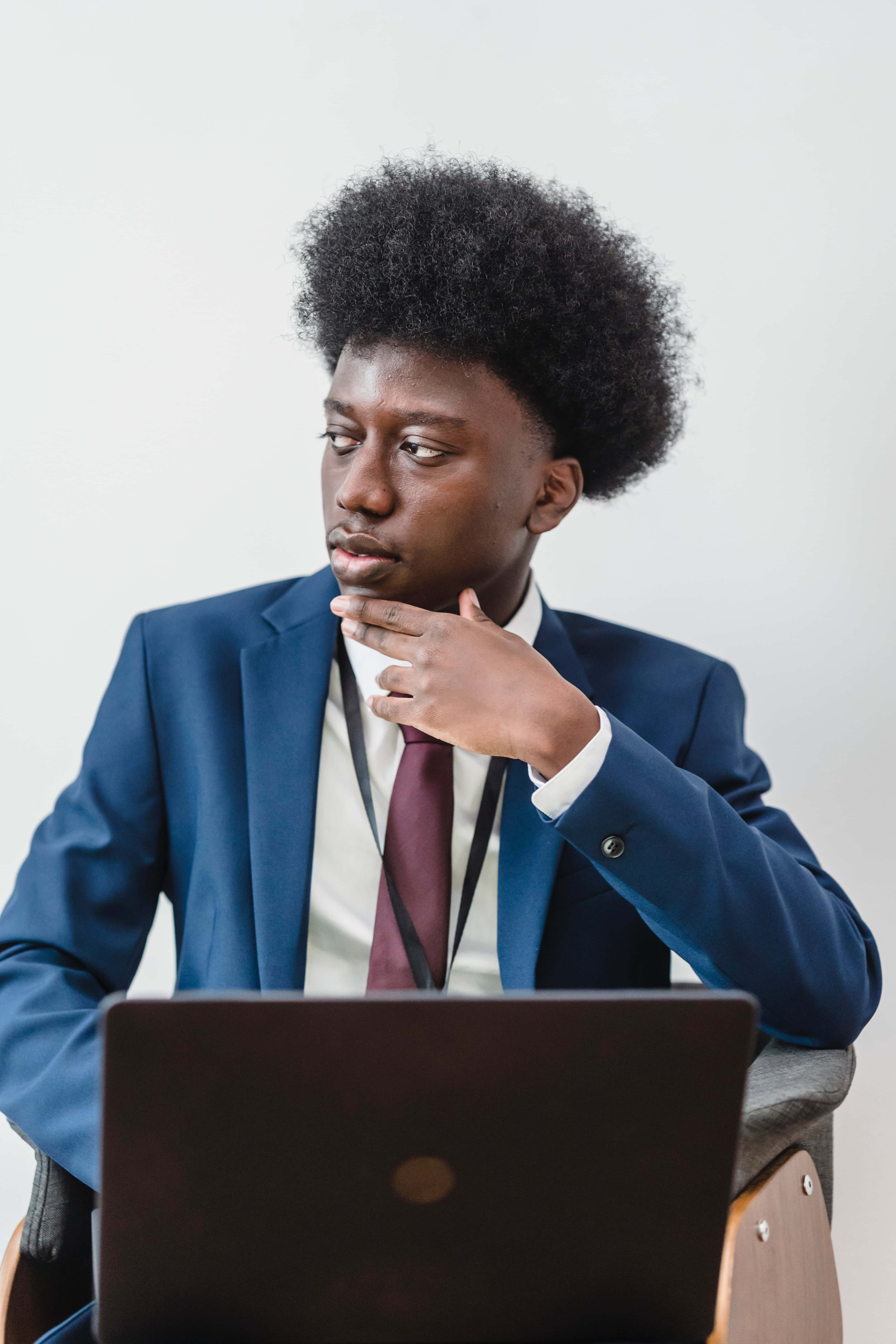 Navy Blue Blazer, maroon tie, laptop, 5K Phone Wallpaper