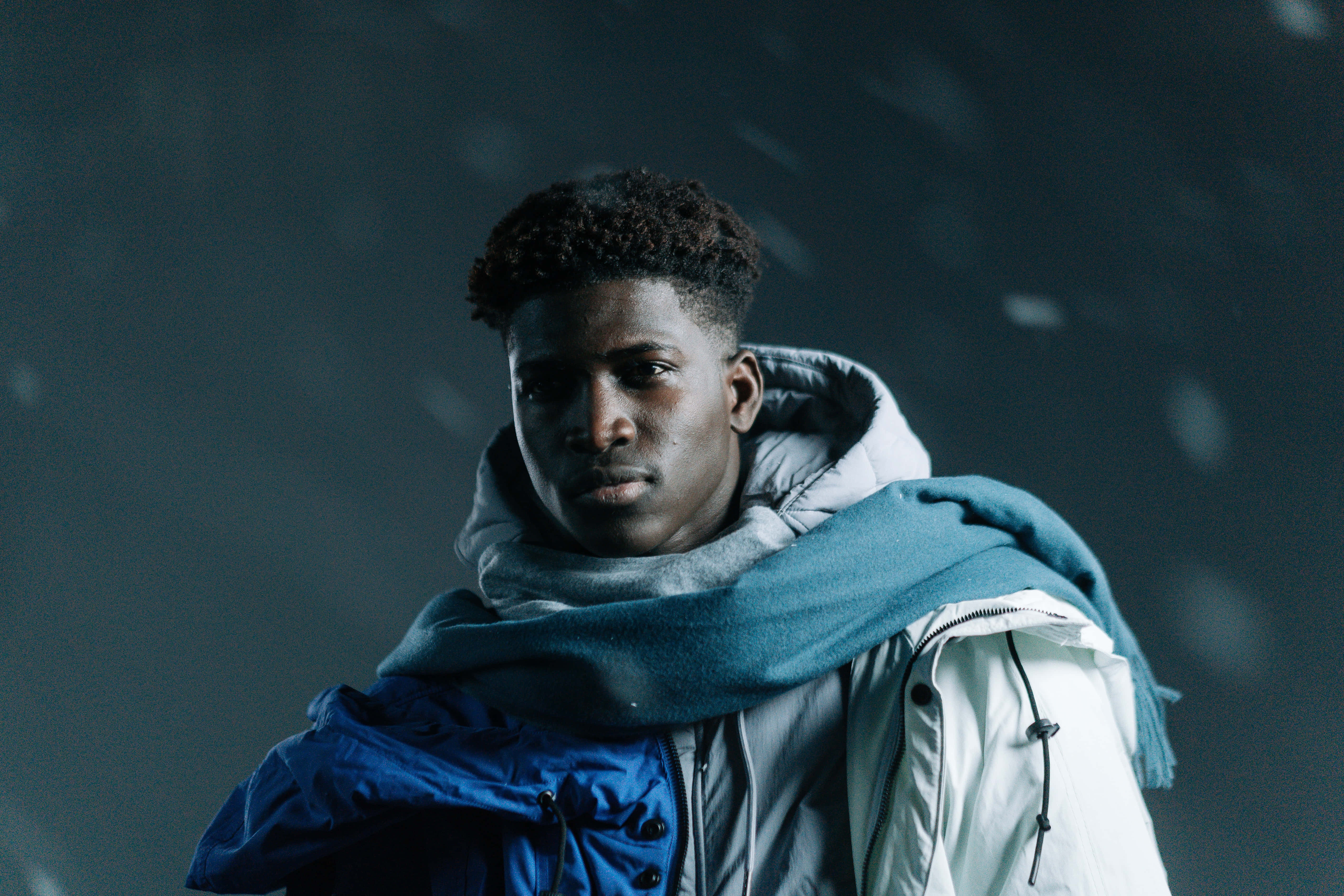 navy blue scarf, winter coat, snow, 5K Desktop Wallpaper