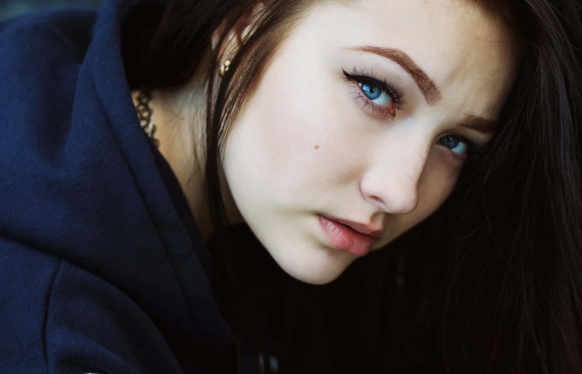 navy blue sweater, young woman, striking blue eyes, Full HD Desktop Wallpaper