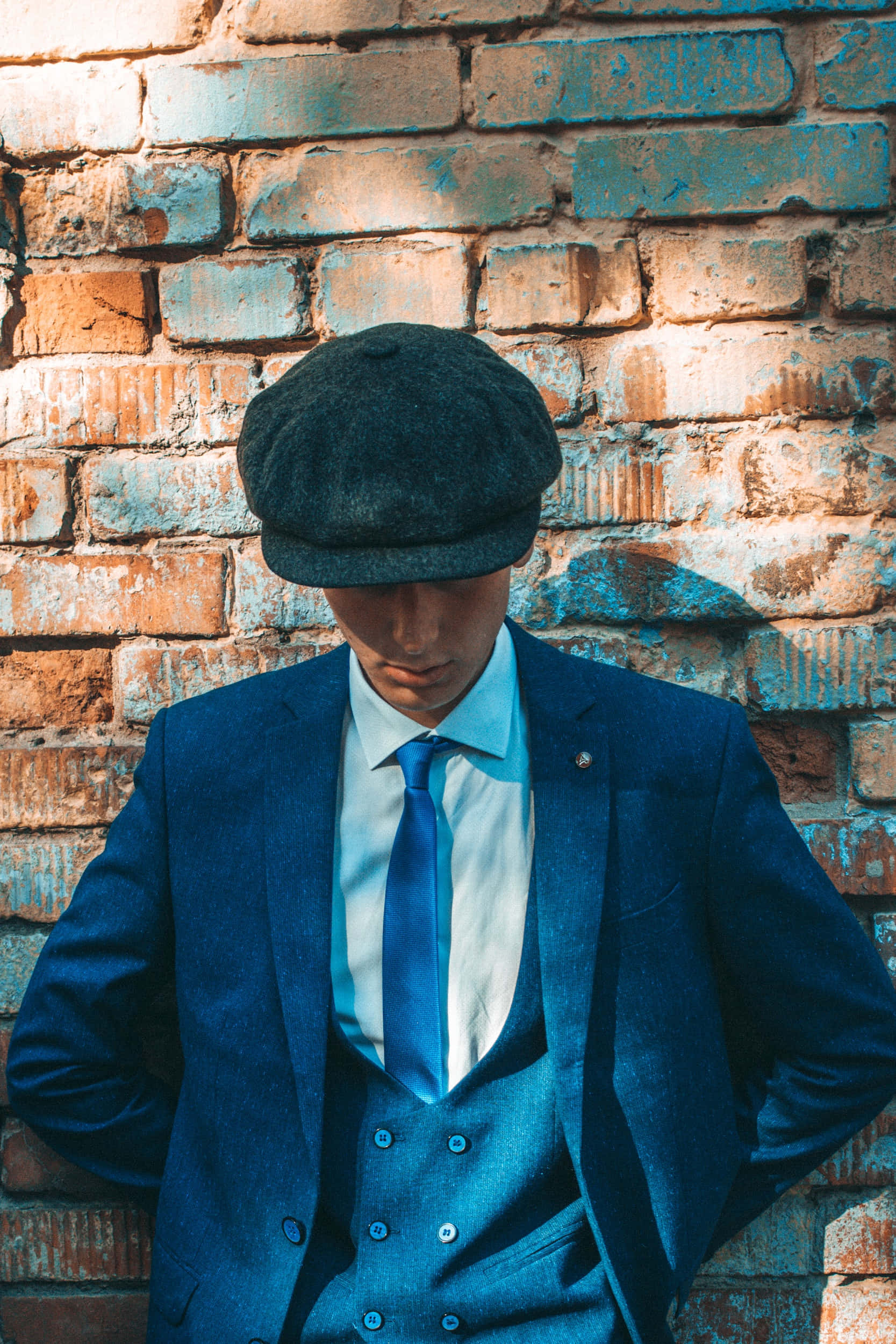 navy blue tie, blue suit, flat cap, Full HD Phone Wallpaper