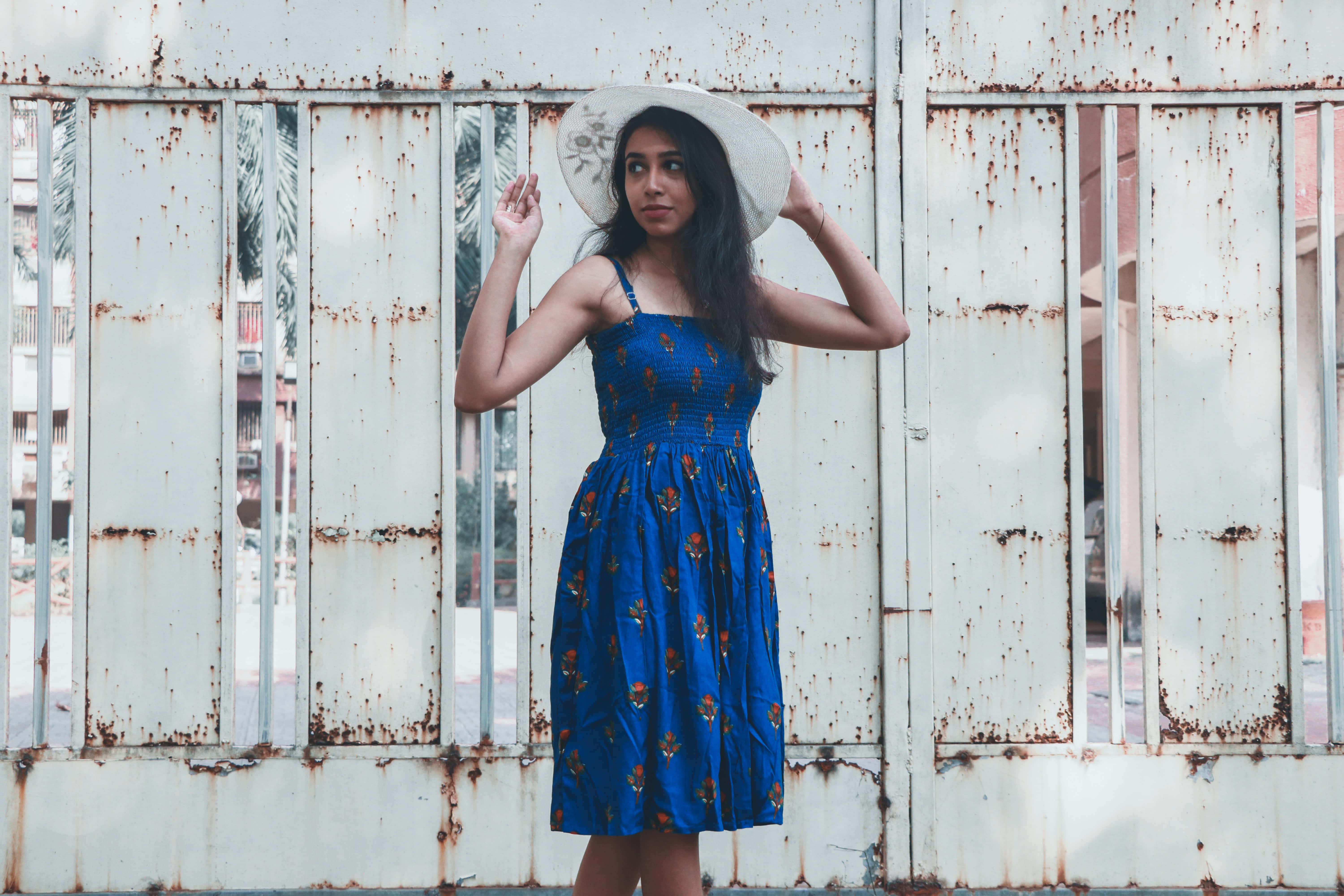 Navy Blue Dress, blue floral dress, wide-brimmed hat, 5K Desktop Wallpaper