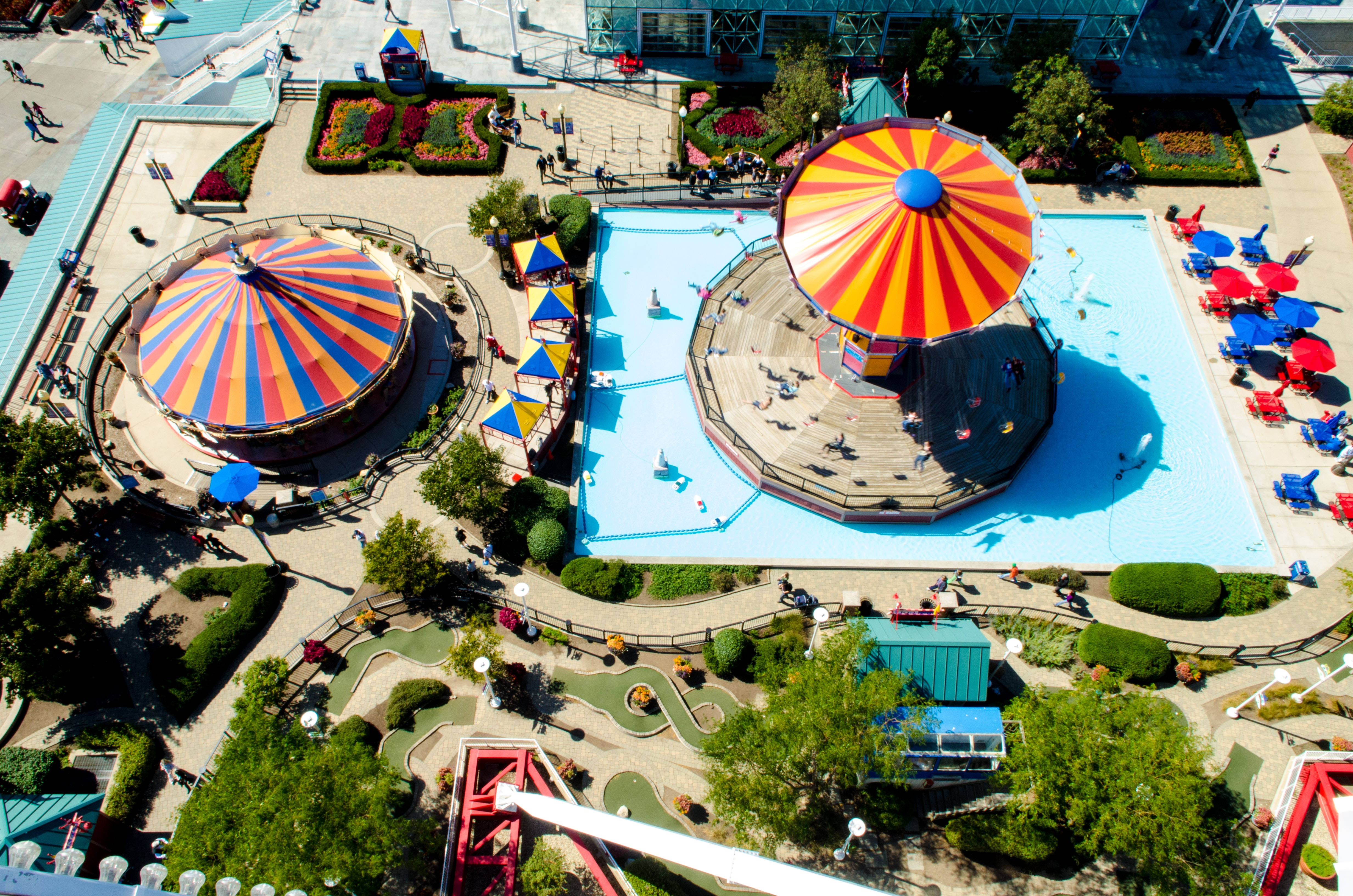 Navy Pier, aerial view, vibrant amusement park, 4K Desktop Wallpaper