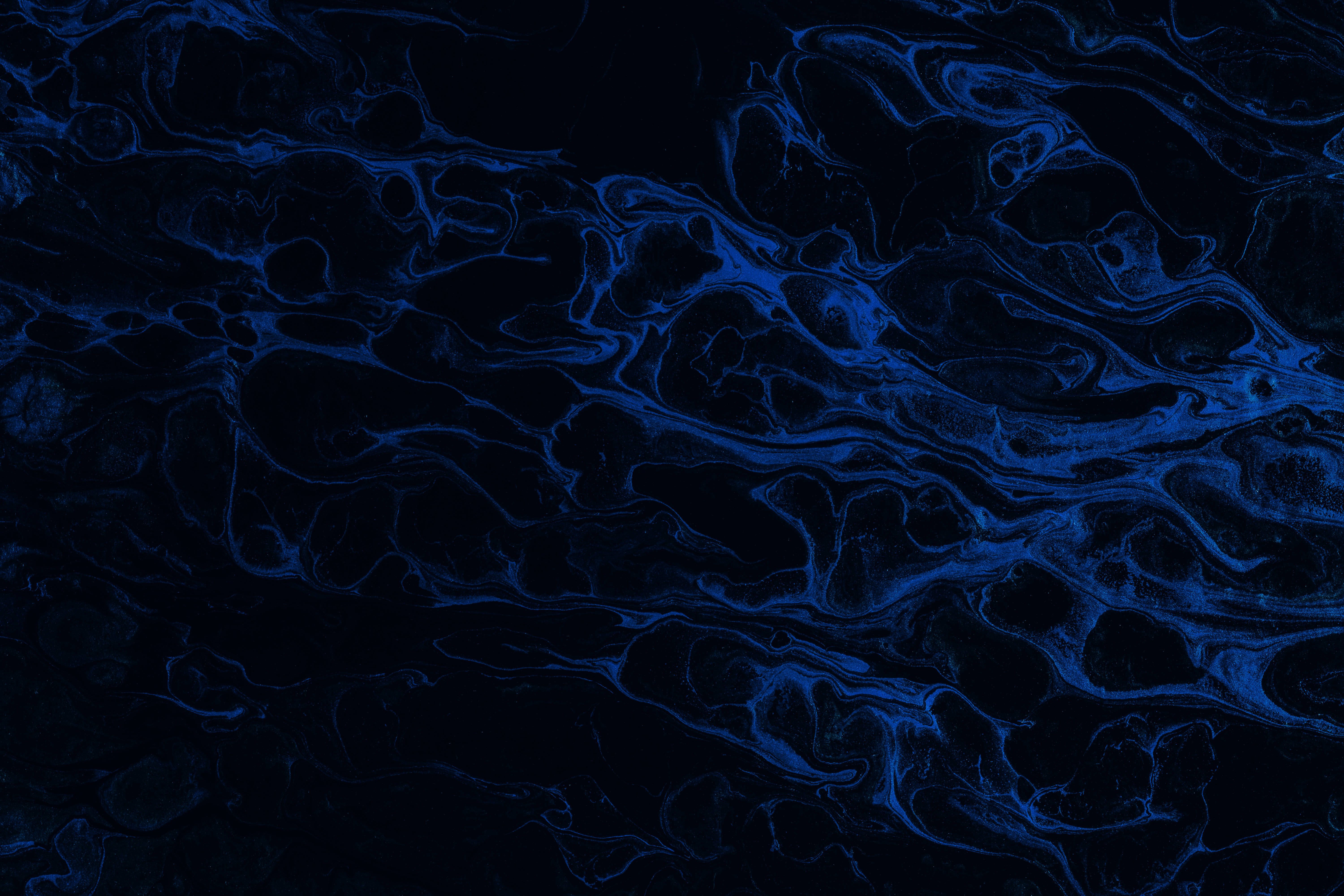 navy blue, swirling liquid patterns, dark background, 5K Desktop Wallpaper