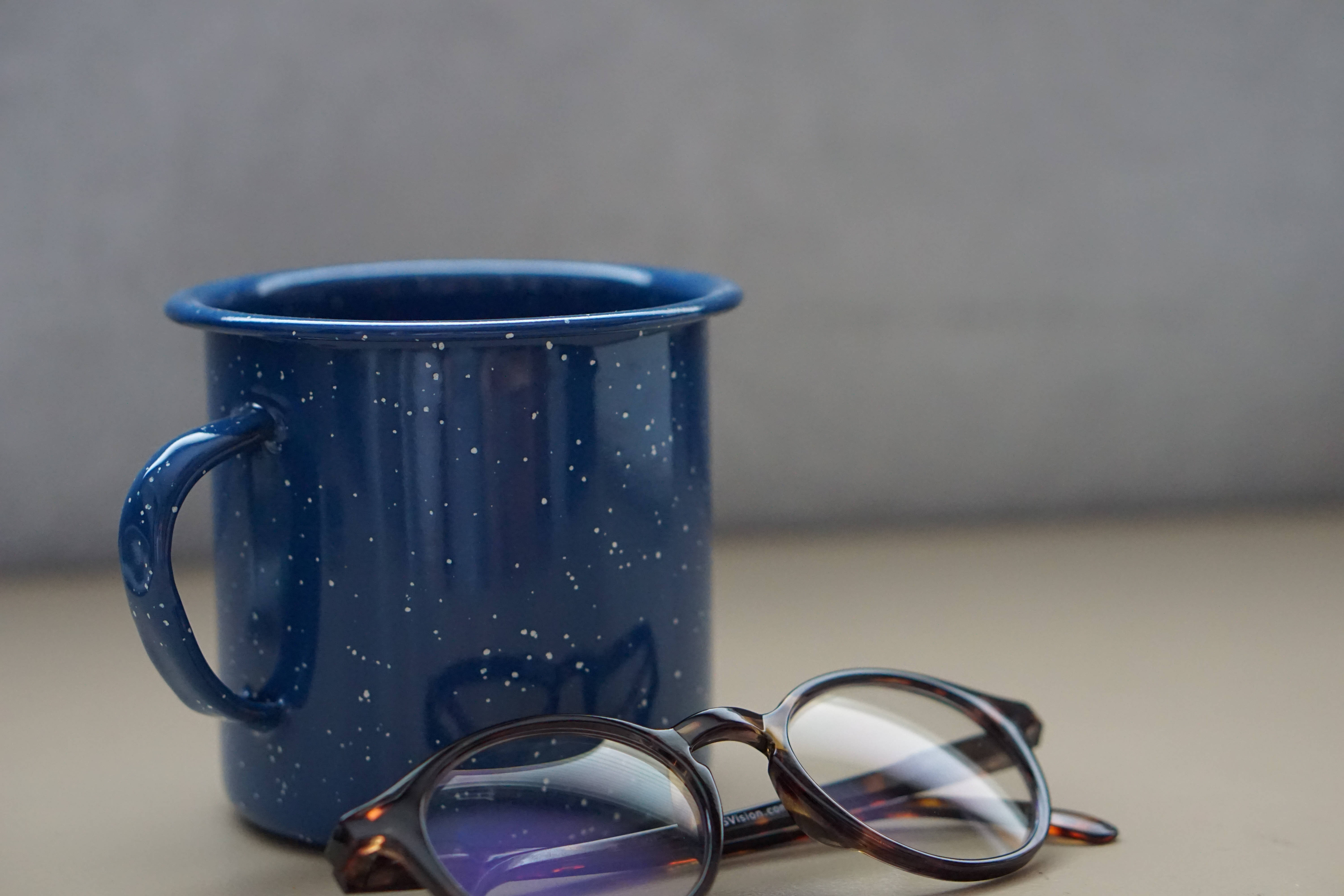 navy blue mug, tortoiseshell glasses, blue enamel mug, 5K Desktop Wallpaper