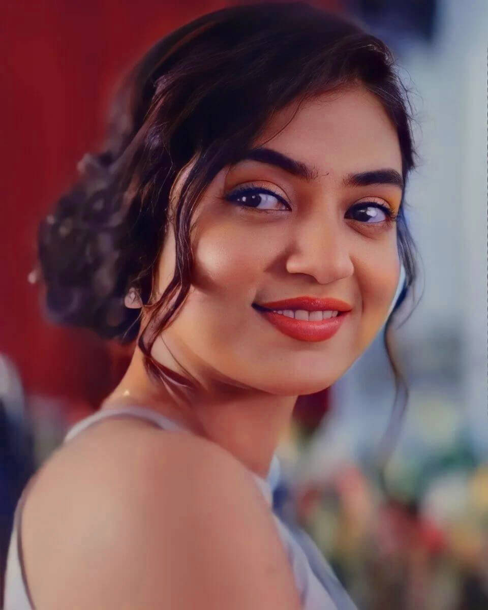 Nazriya HD, classy hairstyle, dark hair, SD Phone Wallpaper