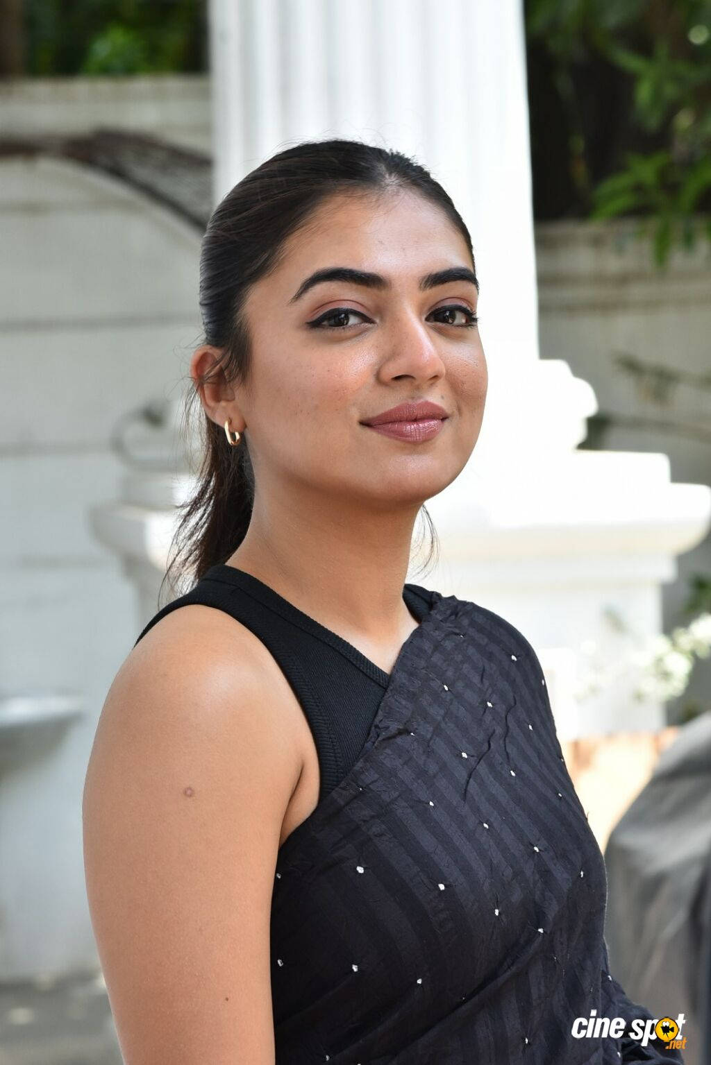 Nazriya, HD, black saree, HD Phone Wallpaper