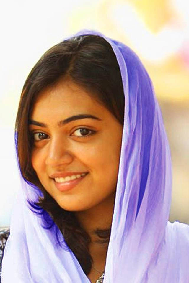 Nazriya, short haired, dark hair, SD Phone Wallpaper