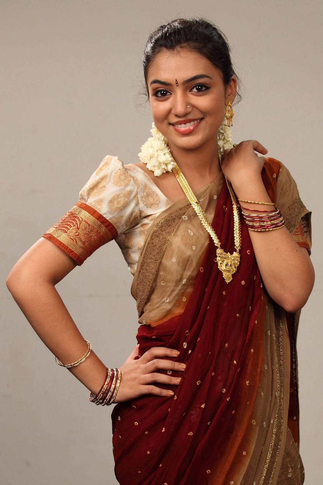 Nazriya HD, maroon, Indian dress, HD Phone Wallpaper