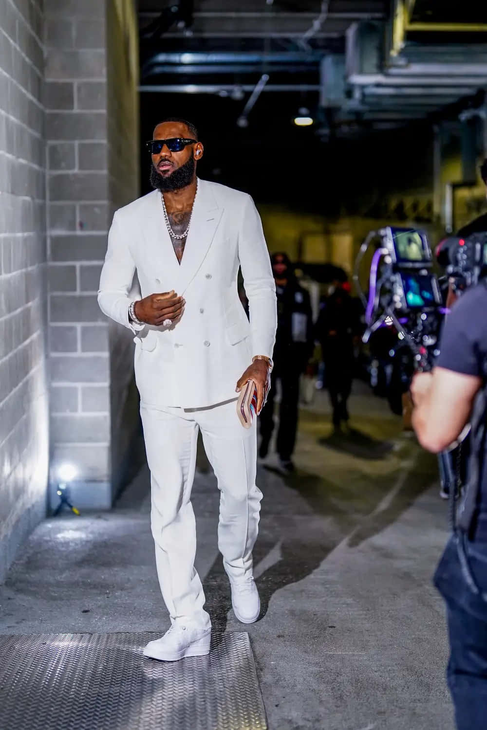 NBA Player, white suit, sunglasses, HD Phone Wallpaper