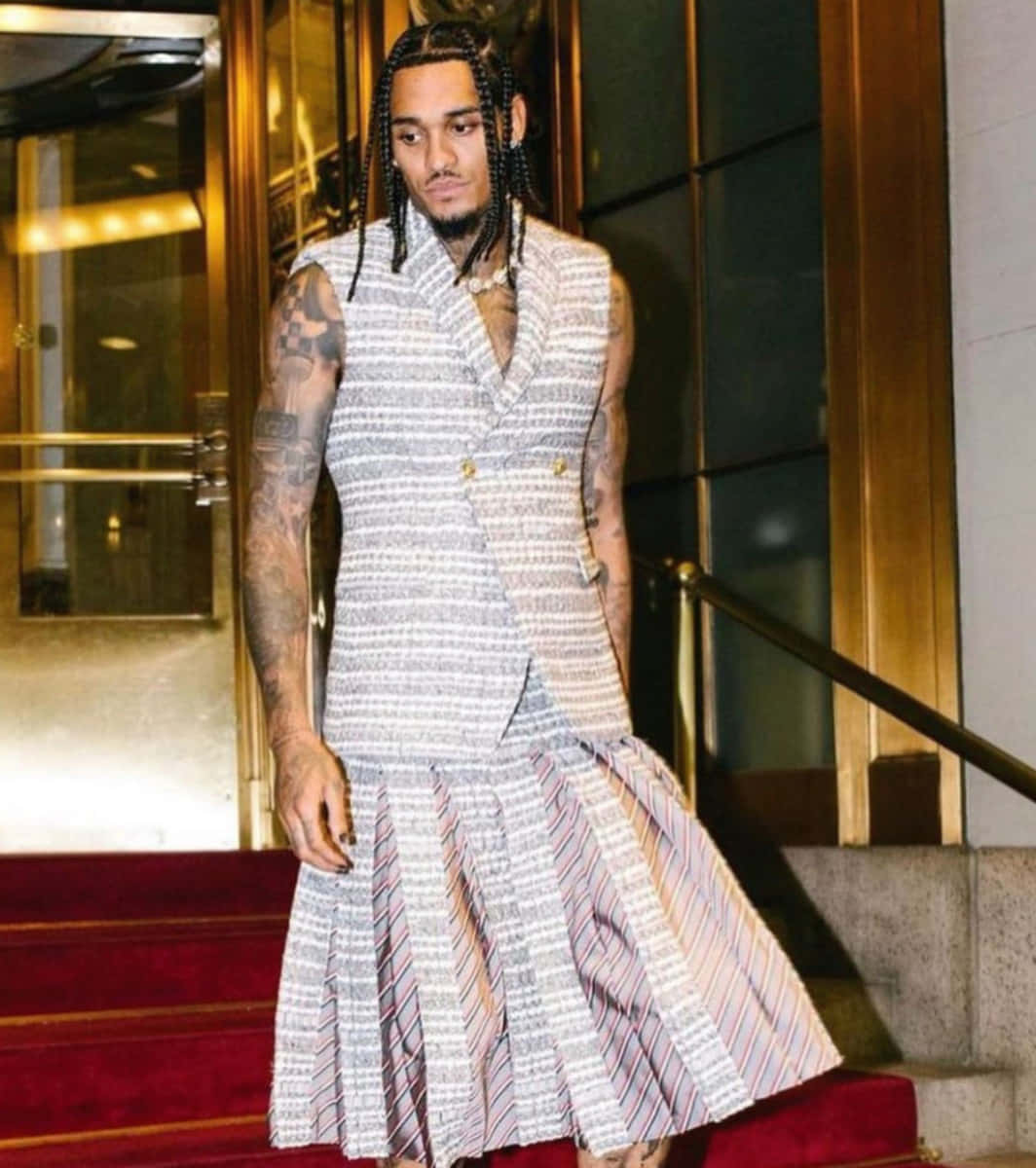 NBA Player, red carpet stairs, striped sleeveless suit, SD Phone Wallpaper