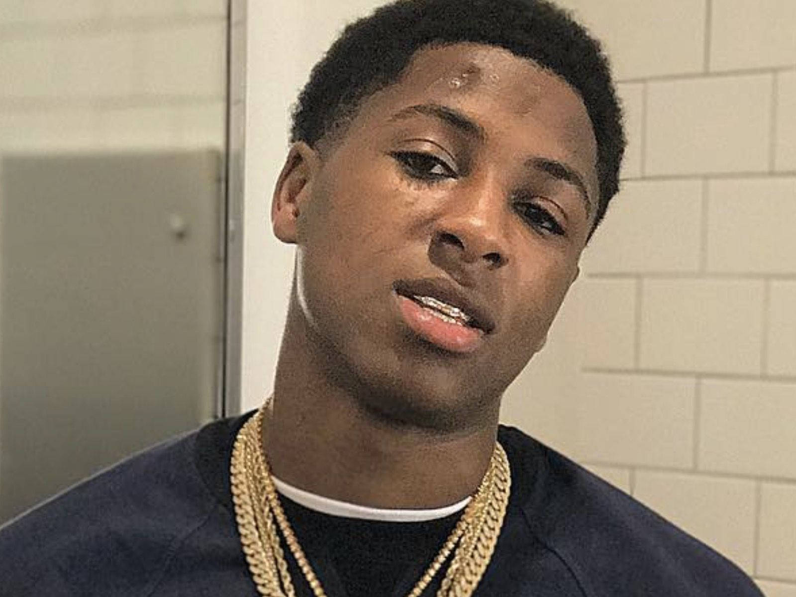 NBA Youngboy, gold chains, tiled room, HD Desktop Wallpaper