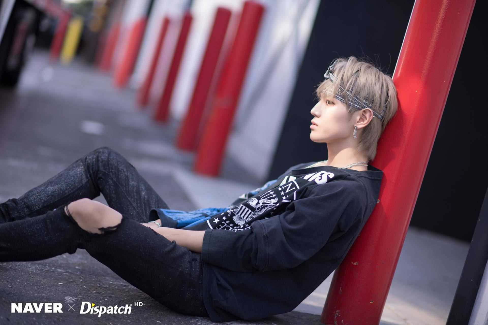 Nct Lucas, red pole, blonde hair, Full HD Desktop Wallpaper