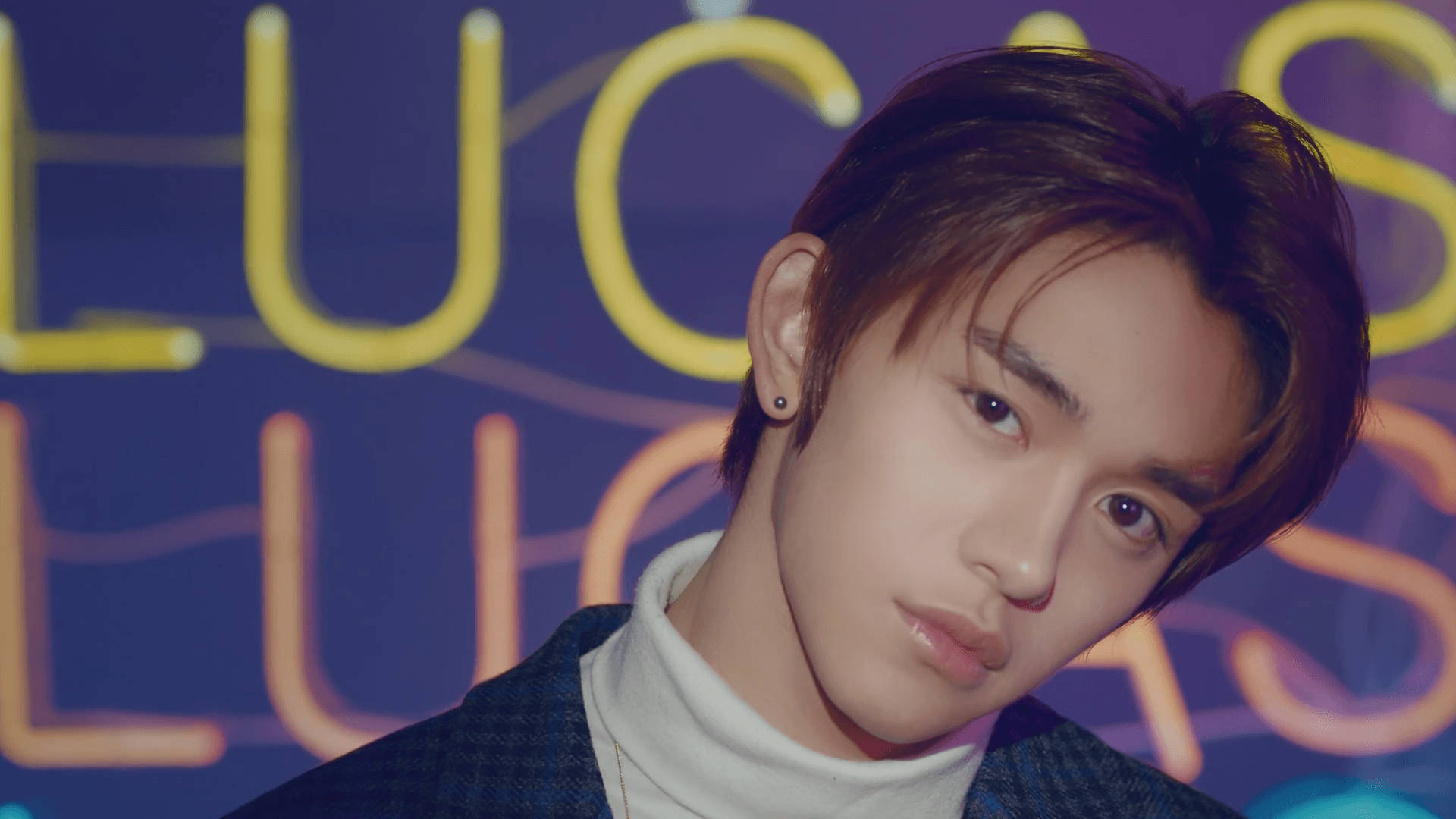 Nct Lucas, neon sign, glowing, Full HD Desktop Wallpaper