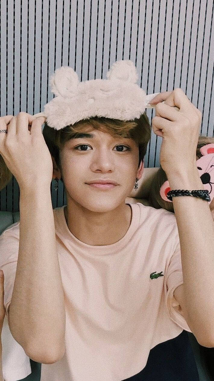 Nct Lucas, beige bear ear headband, striped wall, SD Phone Wallpaper
