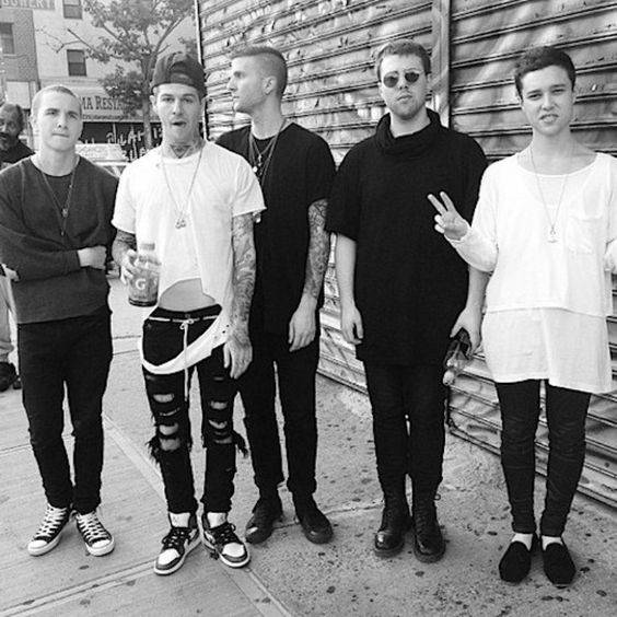 The Neighbourhood, black and white, streetwear, SD Desktop Wallpaper