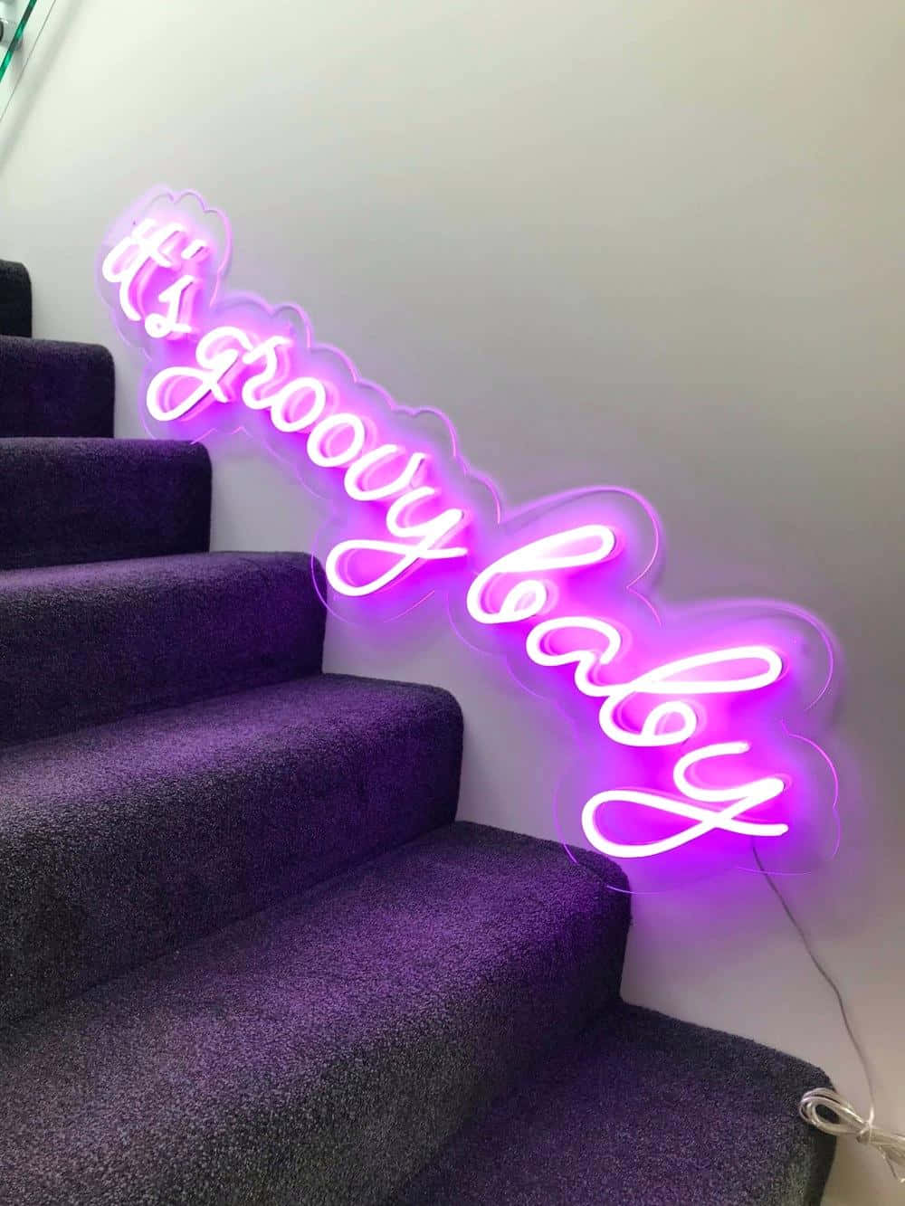 neon aesthetic phone, purple neon sign, it's groovy baby, HD Phone Wallpaper